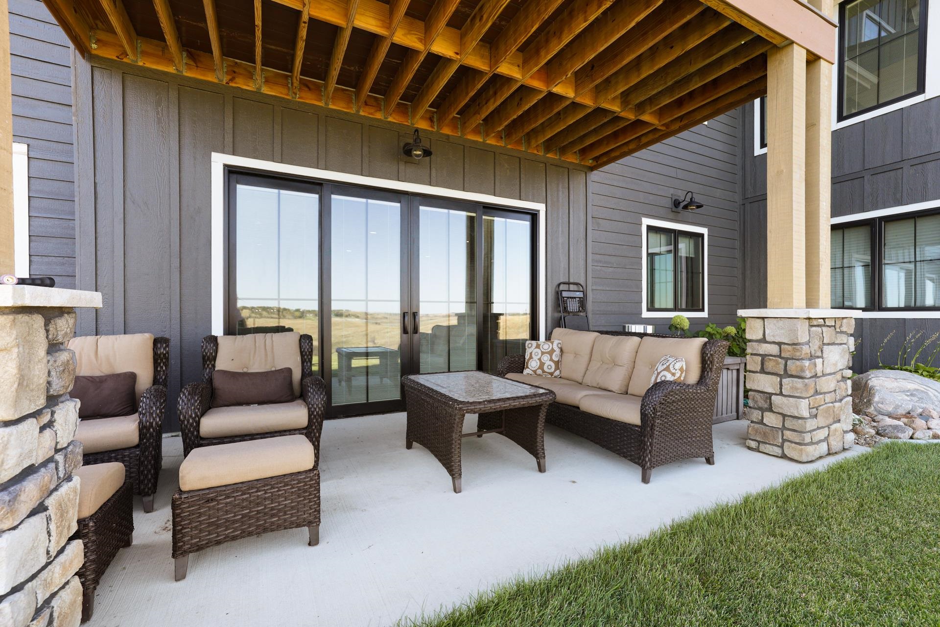 Garrison, North Dakota, 58540, United States, 4 Bedrooms Bedrooms, ,3 BathroomsBathrooms,Residential,For Sale,1976160