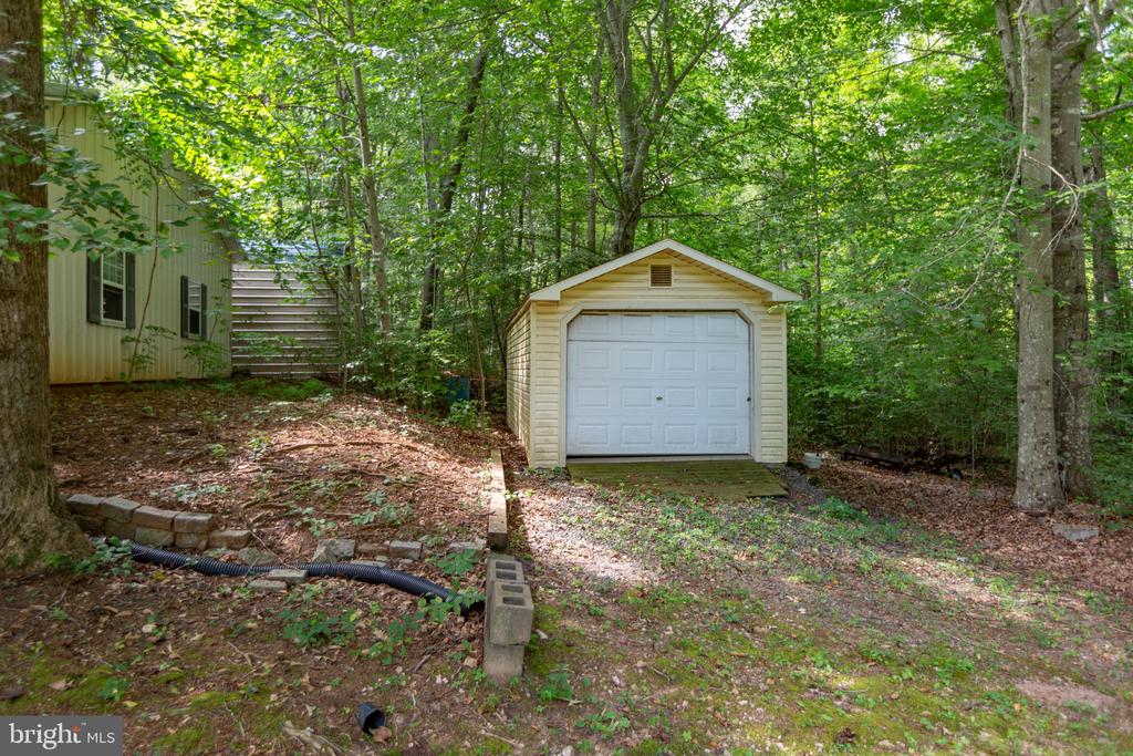 Fredericksburg, Virginia, 22406, United States, 4 Bedrooms Bedrooms, ,3 BathroomsBathrooms,Residential,For Sale,1914060