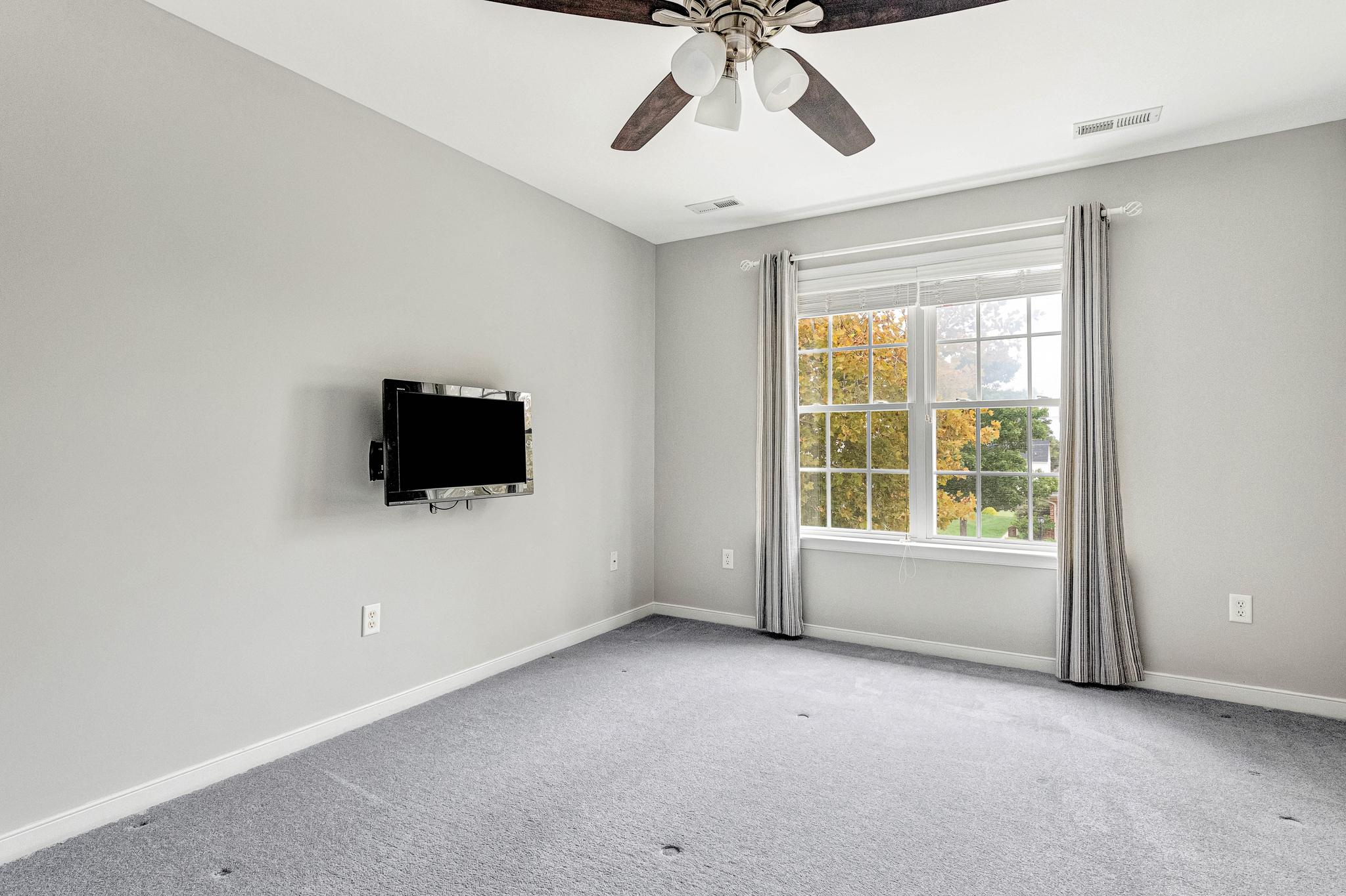  10116 Locklies Drive, Glen Allen, VA 23060 - 物件實景