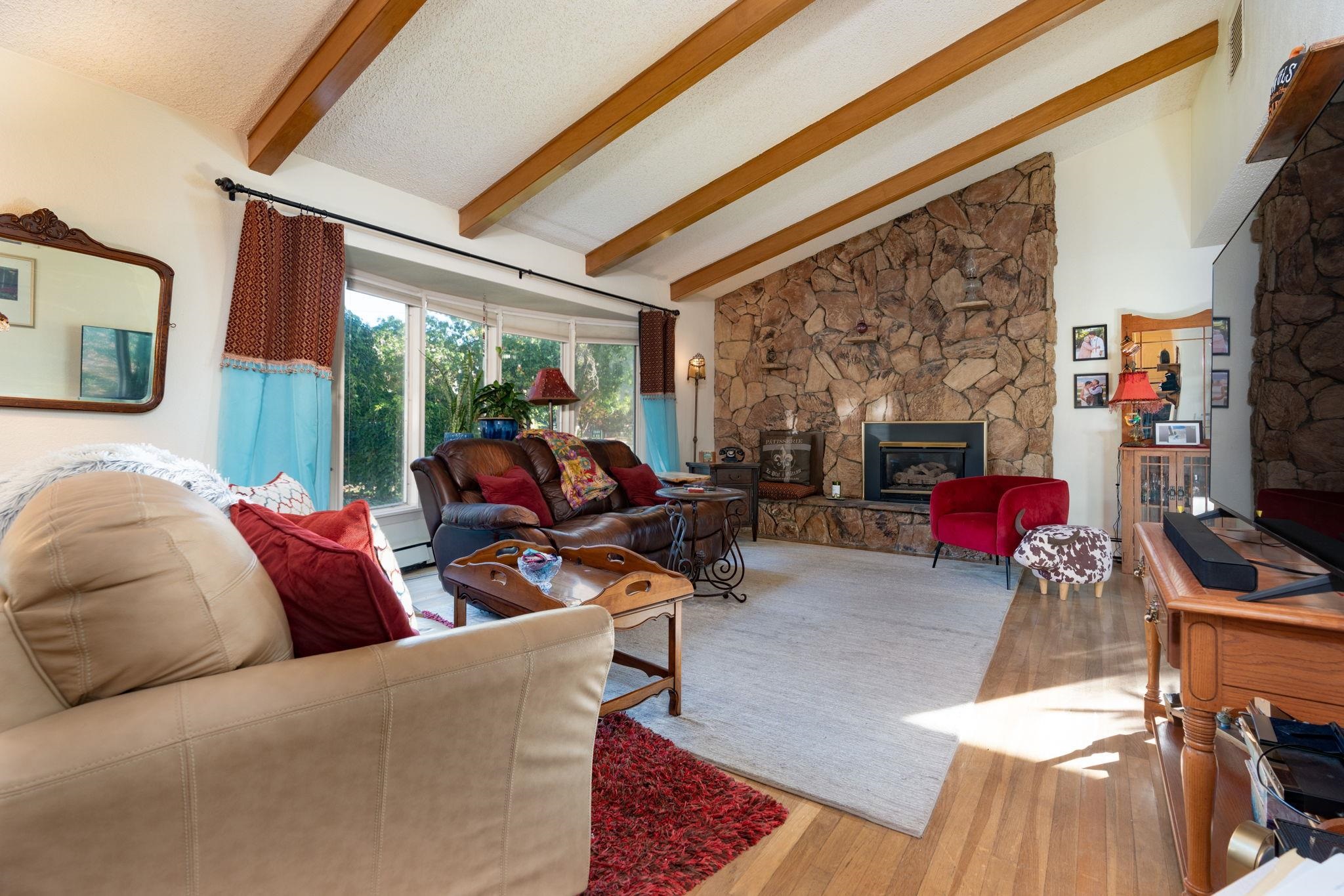 Palisade, Colorado, 81526, United States, 5 Bedrooms Bedrooms, ,6 BathroomsBathrooms,Residential,For Sale,2007514