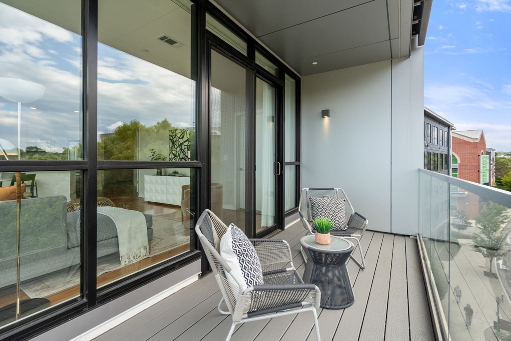 Boston, Massachusetts, 02130, United States, 2 Bedrooms Bedrooms, ,2 BathroomsBathrooms,Residential,For Sale,1940370