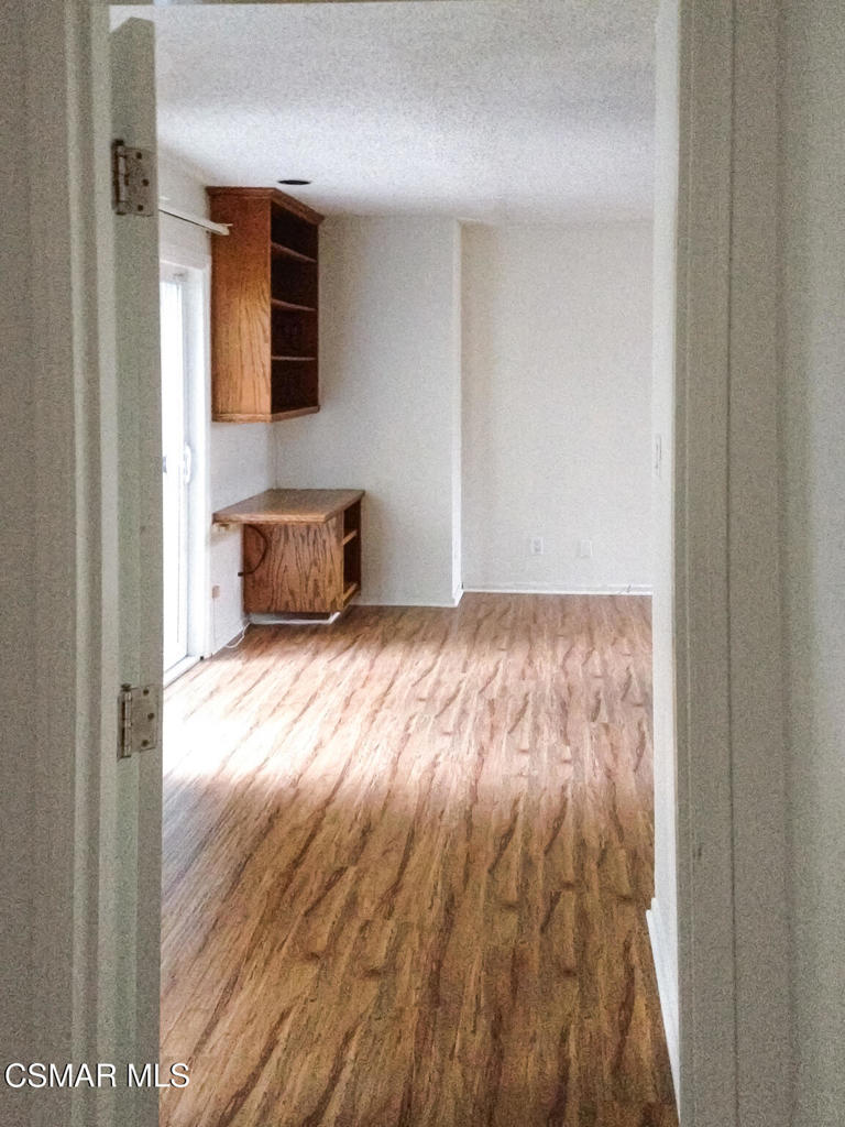 Los Angeles, California, 90066, United States, ,Residential,For Sale,1898424