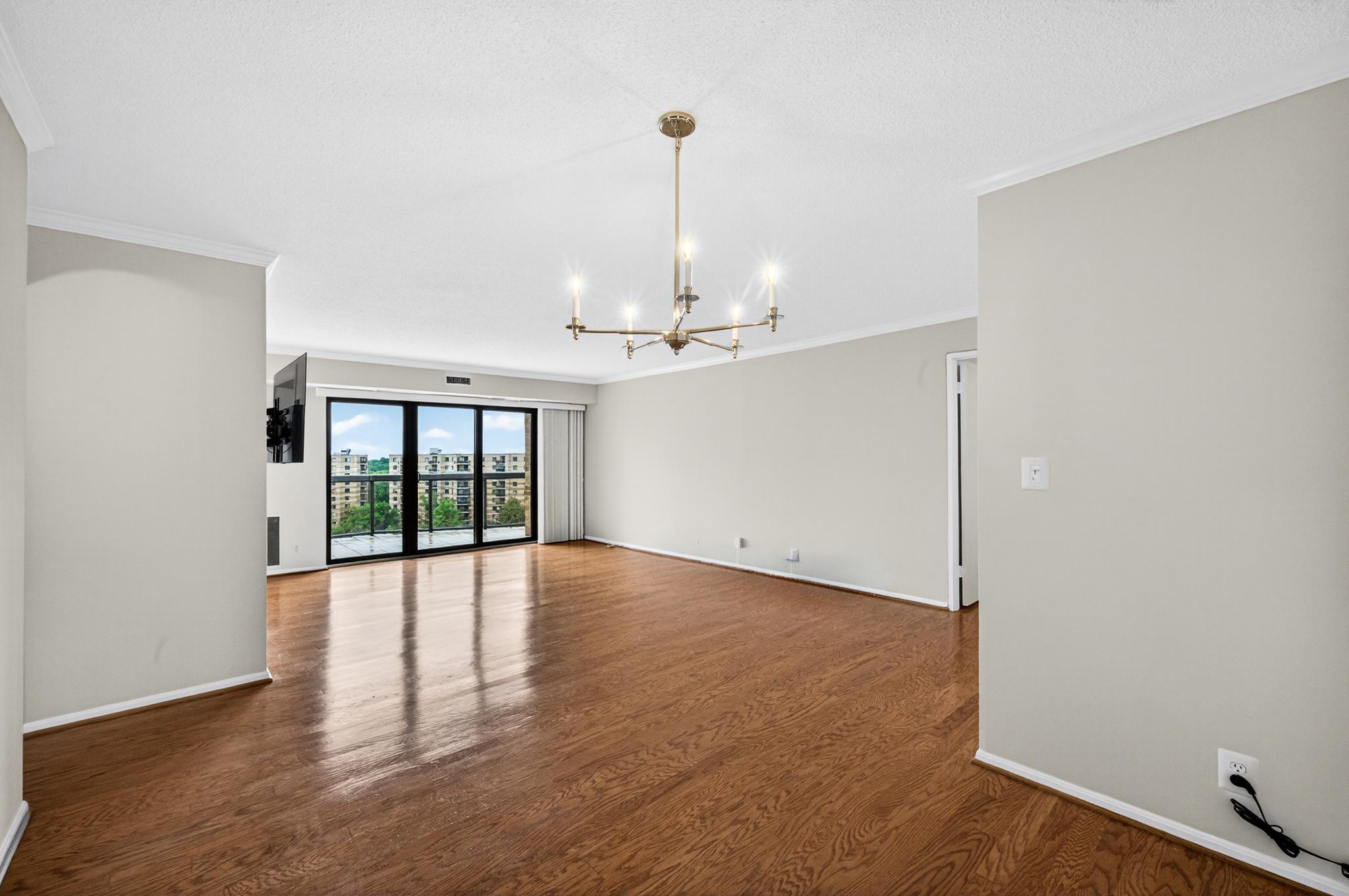  8380 Greensboro Drive, Mclean, VA, 22102 - 物件實景