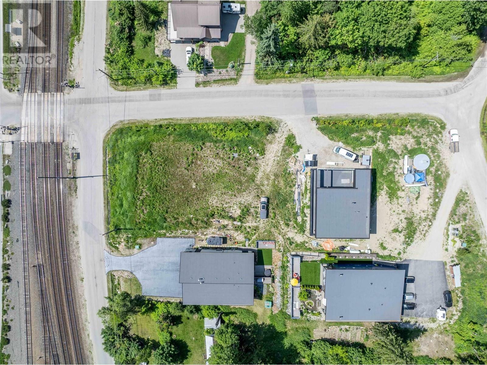 REVELSTOKE, British Columbia, V0E 2S0, CA, ,Residential,For Sale,1856679