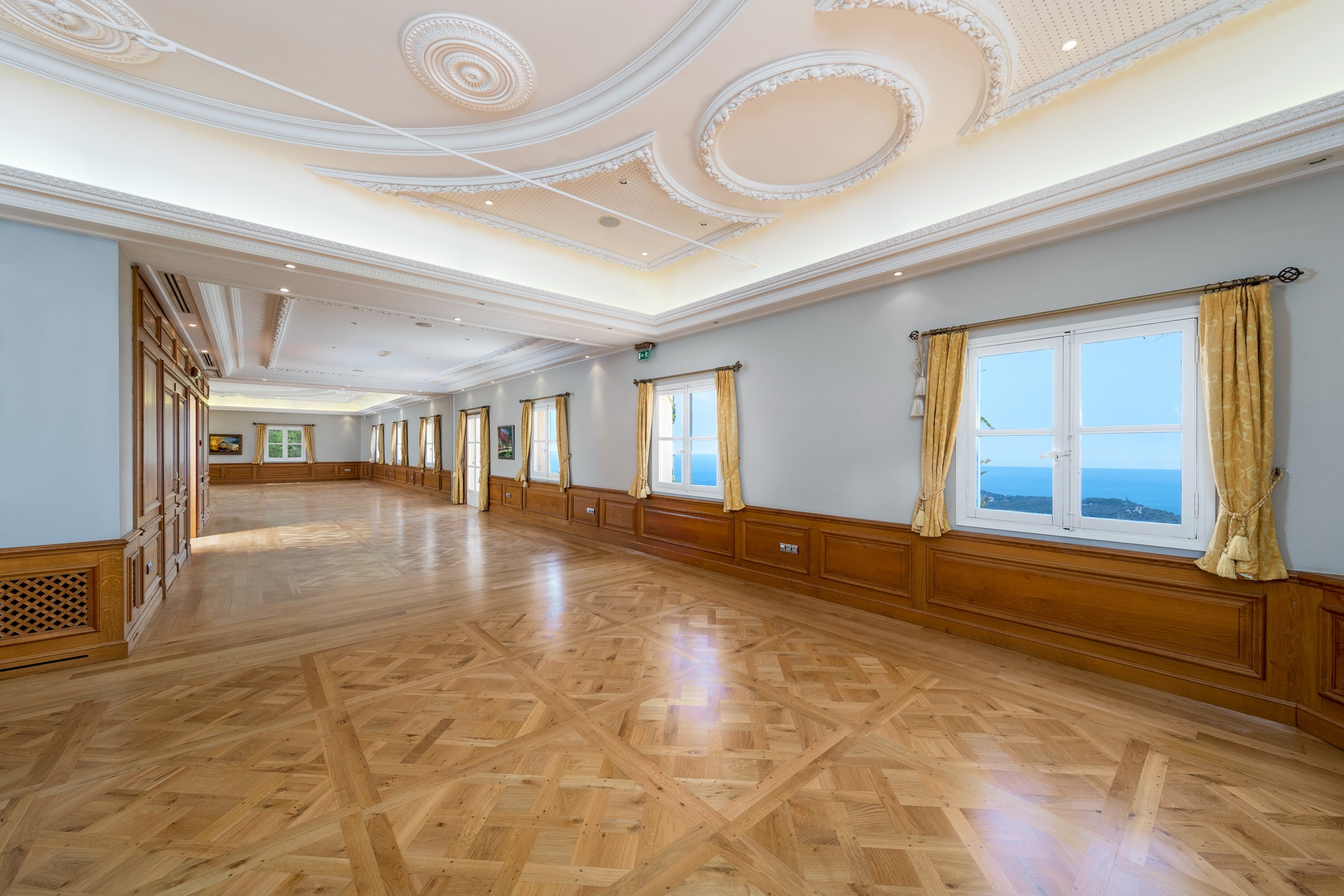  Luxury Estate with Breathtaking Views for Sale in Villefranche-sur-Mer - 物件實景