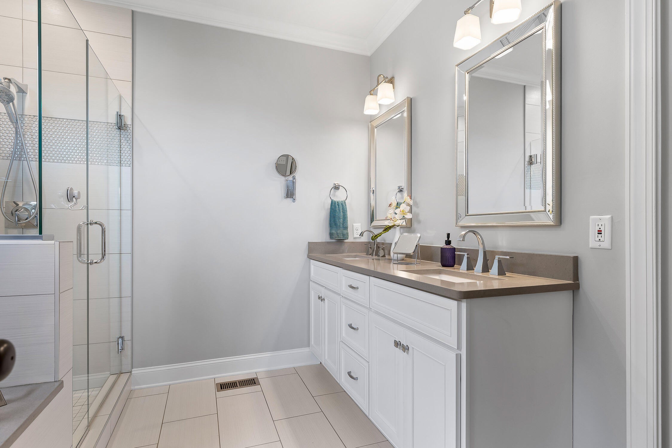 7868 Eden Court, Chattanooga, Tennessee, 37421, United States, 3 Bedrooms Bedrooms, ,3 BathroomsBathrooms,Residential,For Sale,7868 Eden Court,1634675