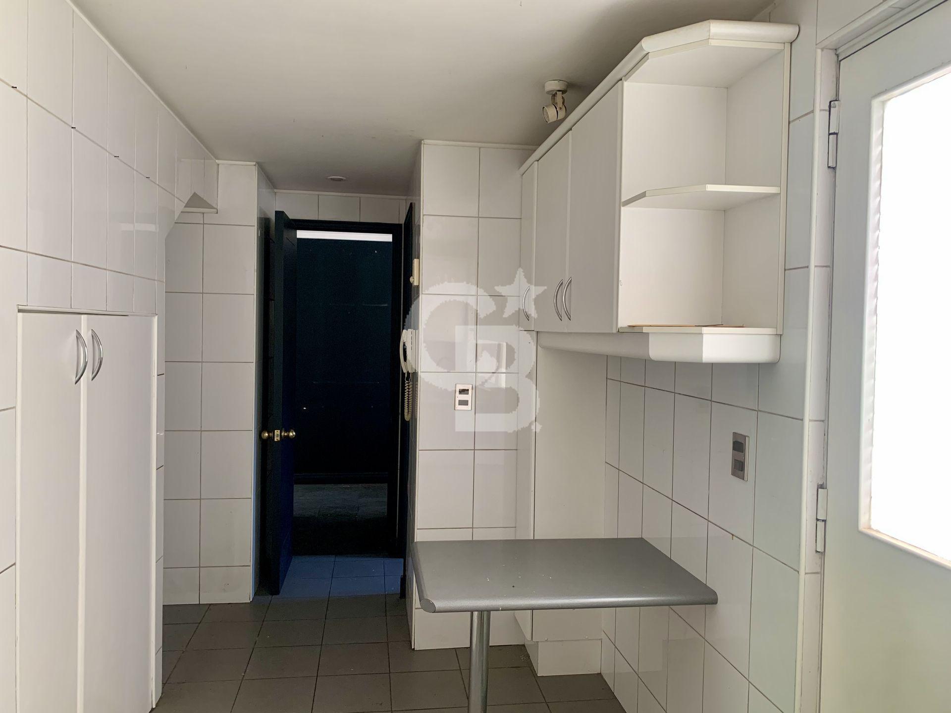 Lo Barnechea, Chile, 5 Bedrooms Bedrooms, ,4 BathroomsBathrooms,Residential,For Sale,1991012