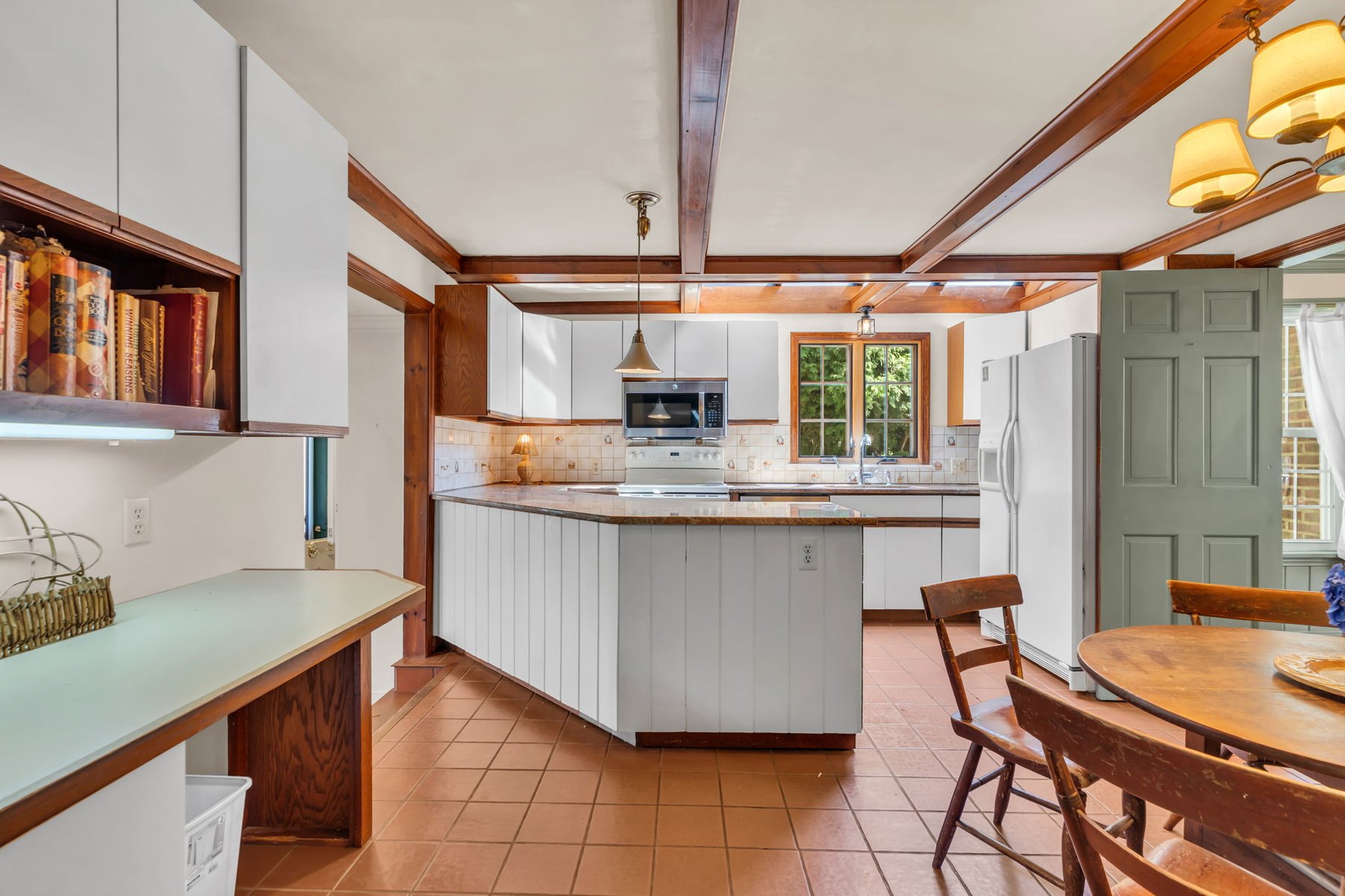  Timeless Colonial in Sea Girt Estates - 物件實景