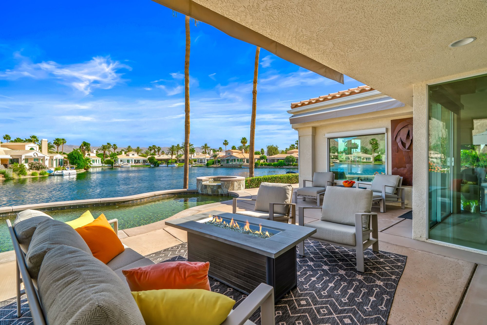  where  desert light meets the water’s edge - 物件實景