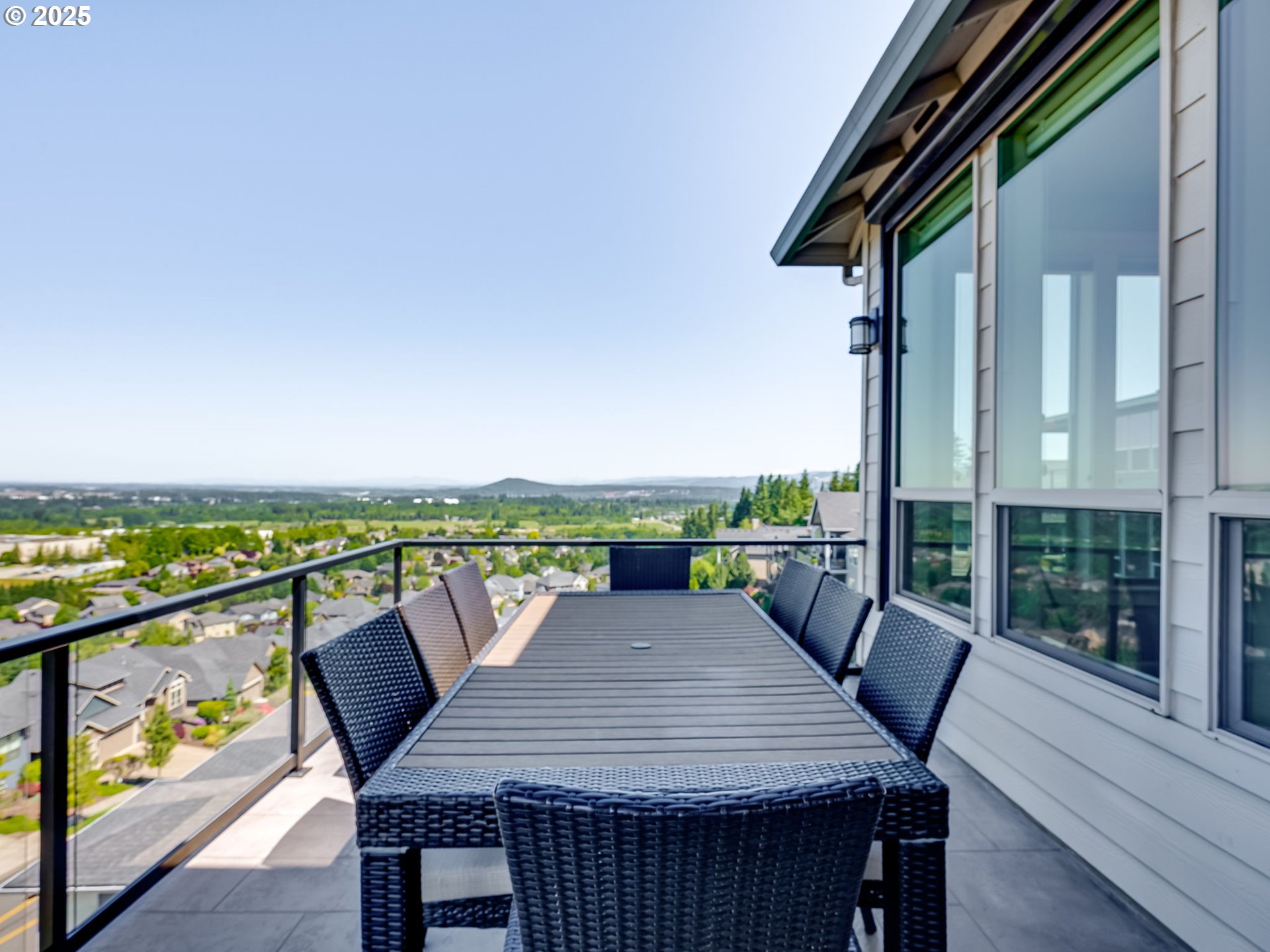 Camas, Washington, 98607, United States, 4 Bedrooms Bedrooms, ,4 BathroomsBathrooms,Residential,For Sale,1837828