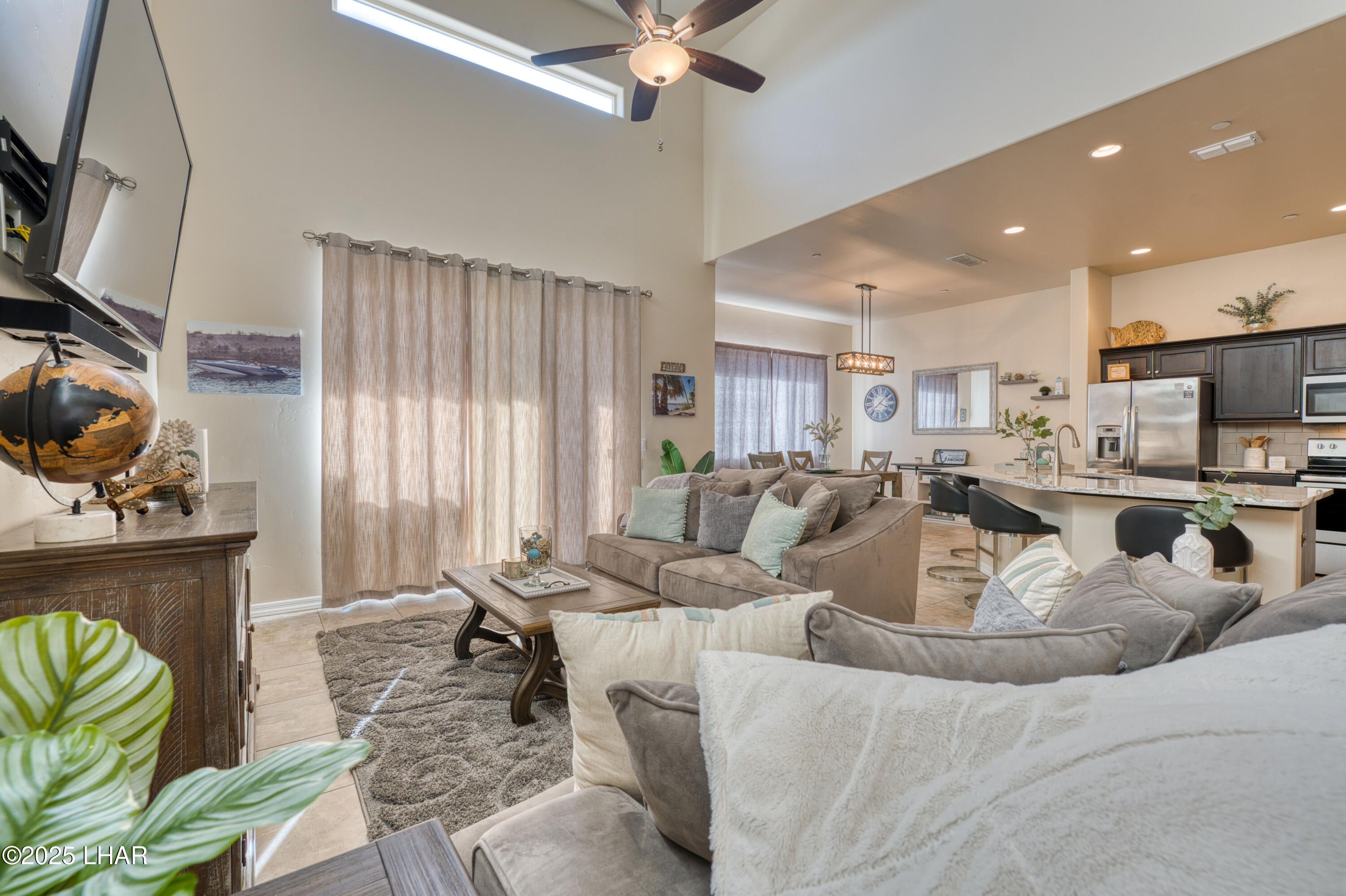 Lake Havasu City, Arizona, 86406, United States, 3 Bedrooms Bedrooms, ,2 BathroomsBathrooms,Residential,For Sale,1994362