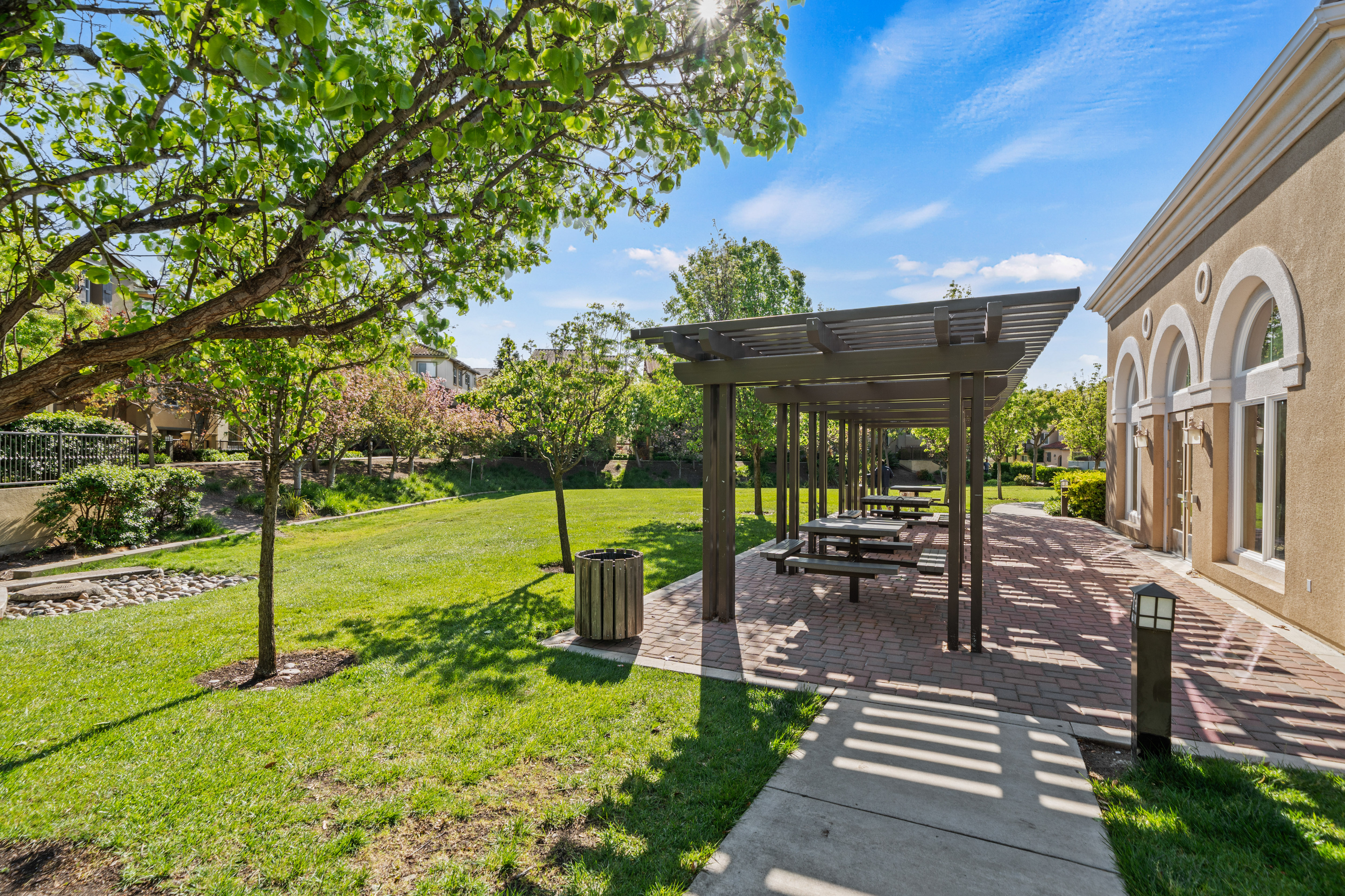  Modern Montebello Living in Gated Warm Springs Community - 物件實景