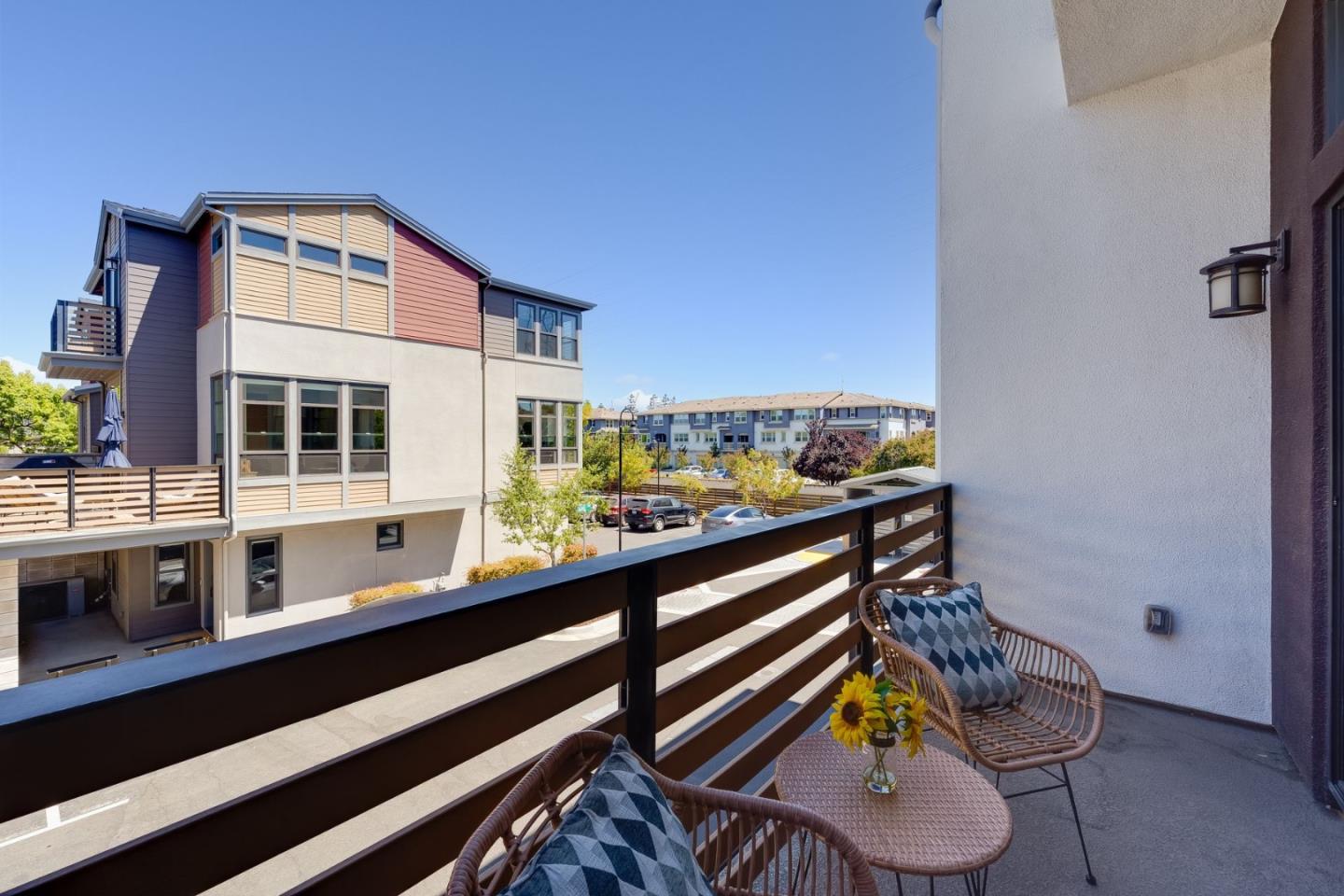 Sunnyvale, California, 94086, United States, 3 Bedrooms Bedrooms, ,4 BathroomsBathrooms,Residential,For Sale,1926187