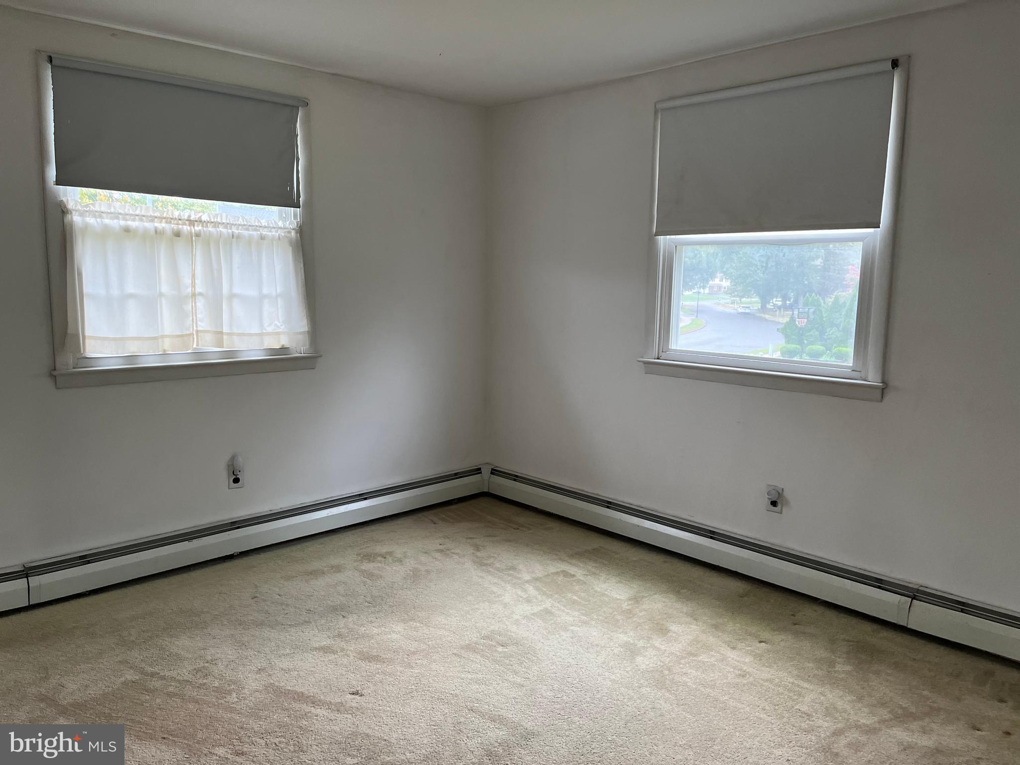 Southampton, Pennsylvania, 18966, United States, 4 Bedrooms Bedrooms, ,Residential,For Sale,1990215