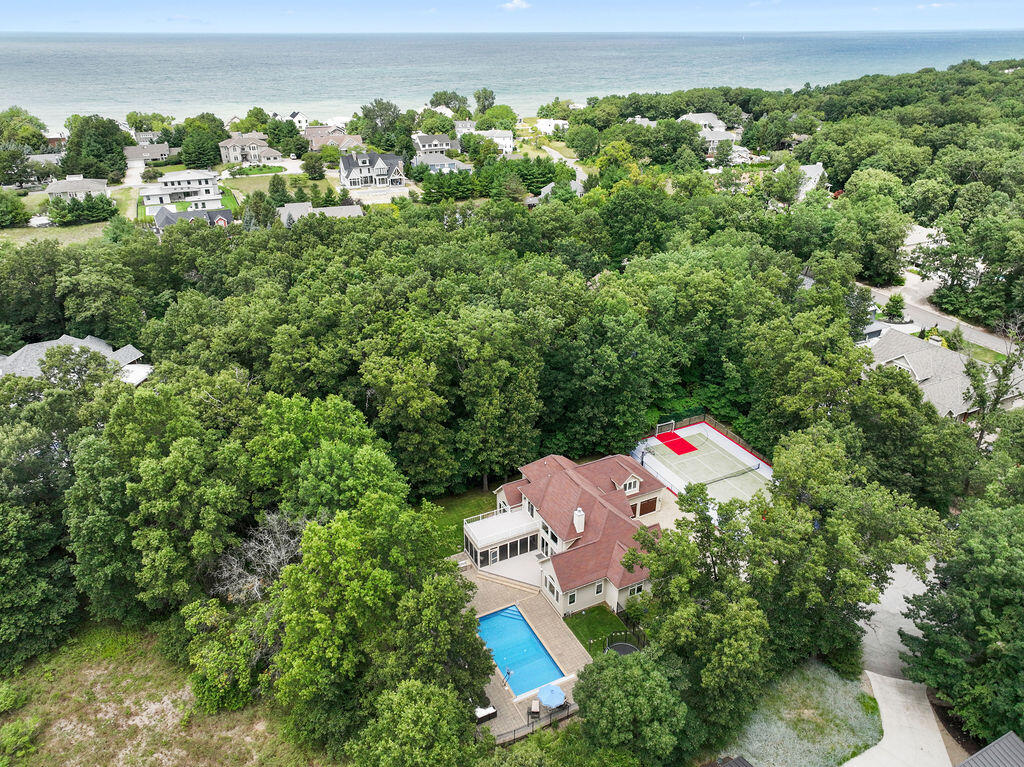 New Buffalo, Michigan, 49117, United States, 5 Bedrooms Bedrooms, ,4 BathroomsBathrooms,Residential,For Sale,1940411