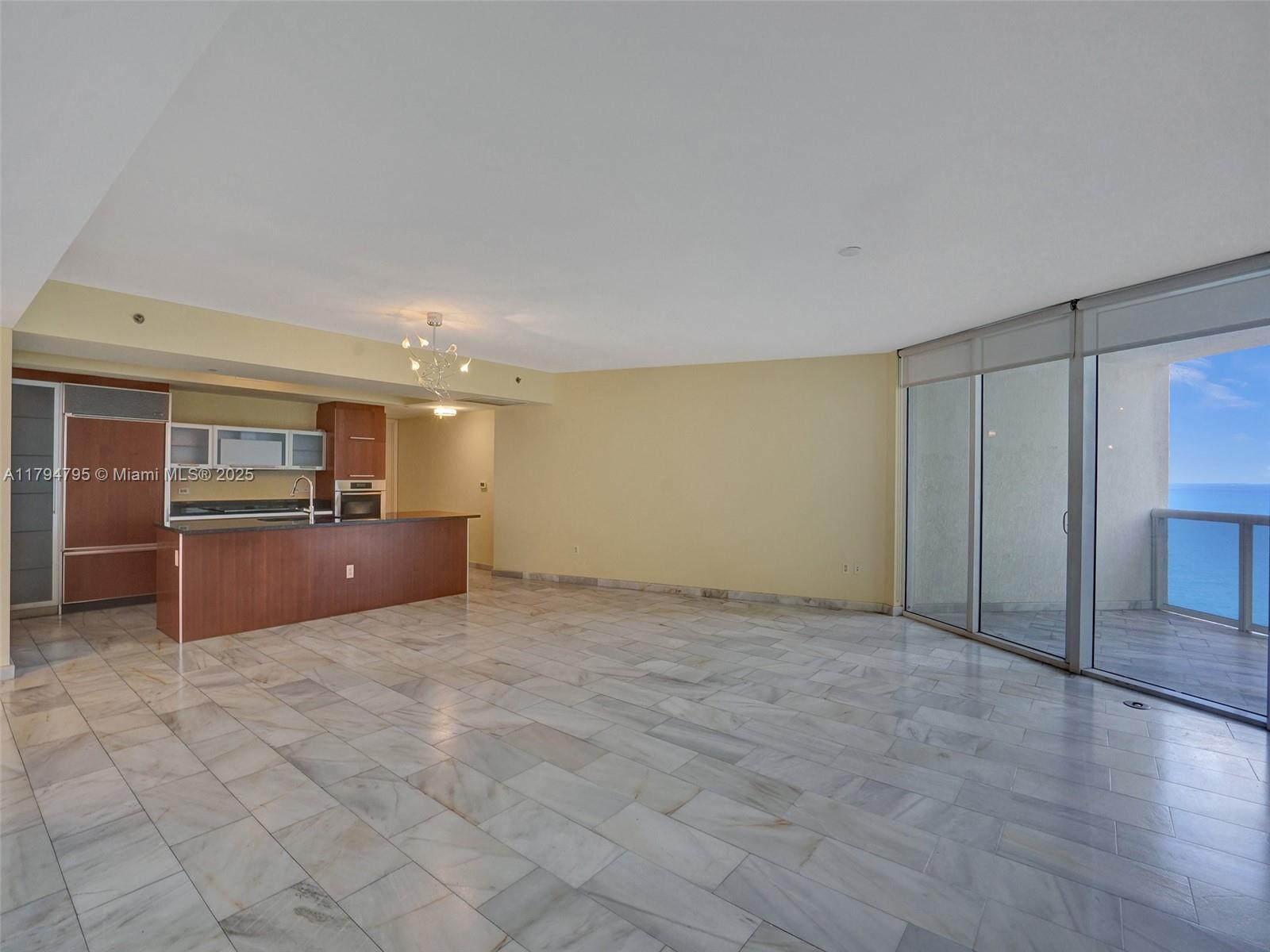 Sunny Isles Beach, Florida, 33160, United States, 2 Bedrooms Bedrooms, ,3 BathroomsBathrooms,Residential,For Sale,1794345