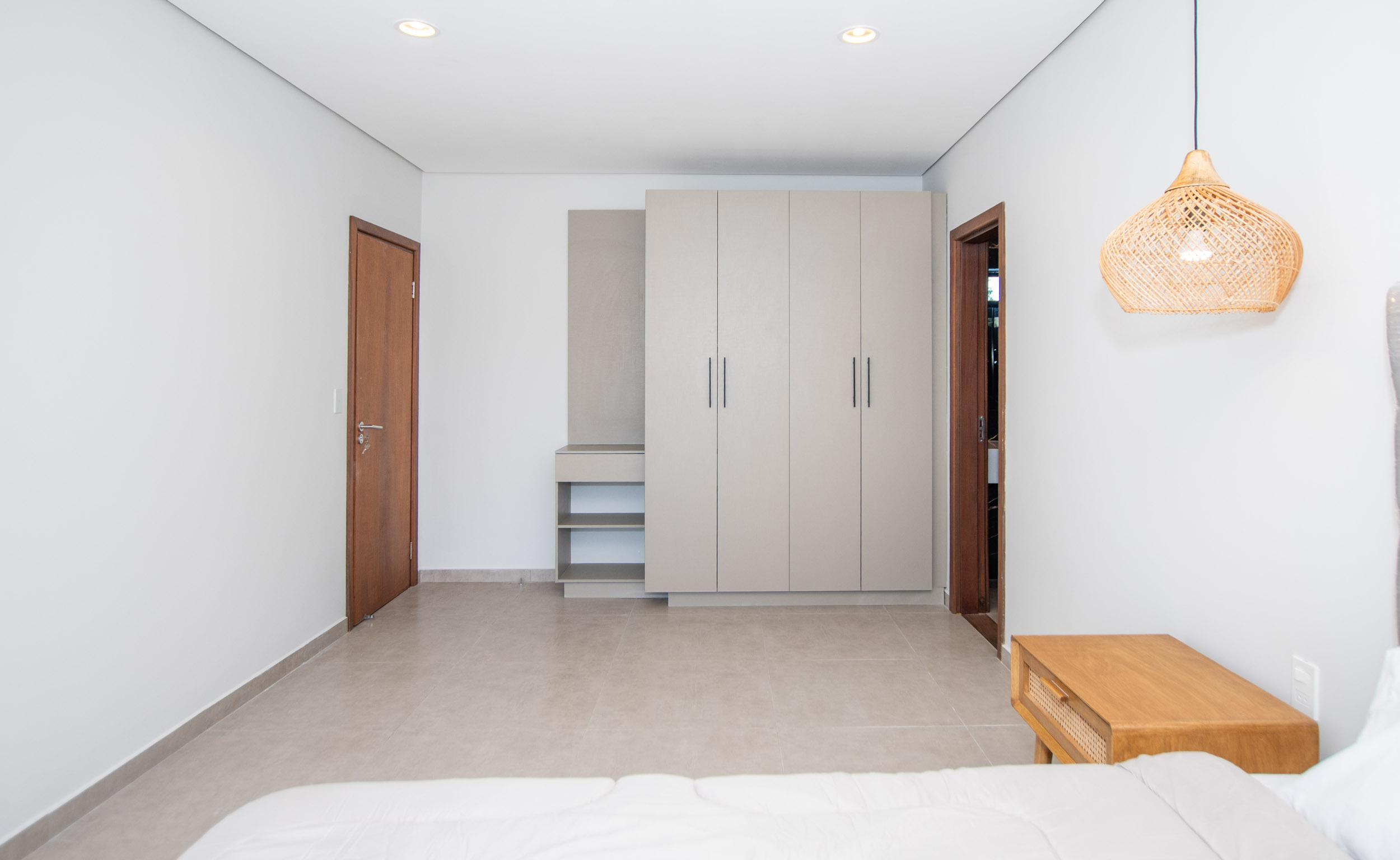  Elegant Brand-New Residence in San Bernardino - 物件實景