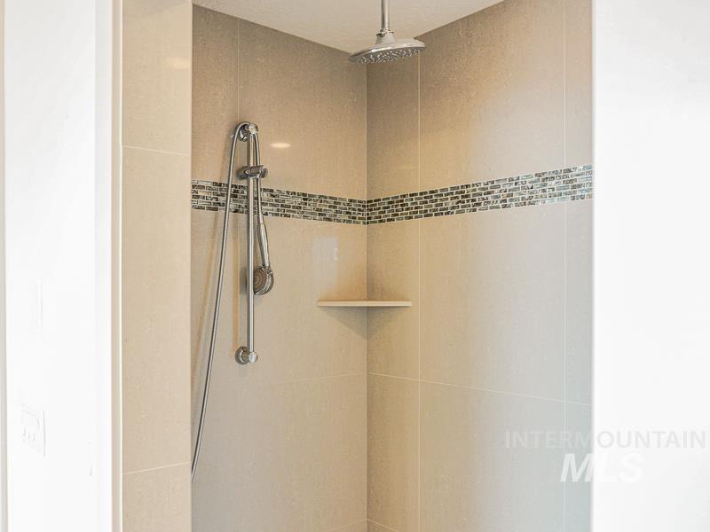 5854 N Rosa Springs Ave., Meridian, Idaho, 83646, United States, 4 Bedrooms Bedrooms, ,Residential,For Sale,5854 N Rosa Springs Ave.,1625411