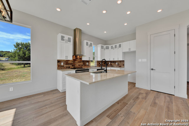 Castroville, Texas, 78009, United States, 3 Bedrooms Bedrooms, ,3 BathroomsBathrooms,Residential,For Sale,1926550