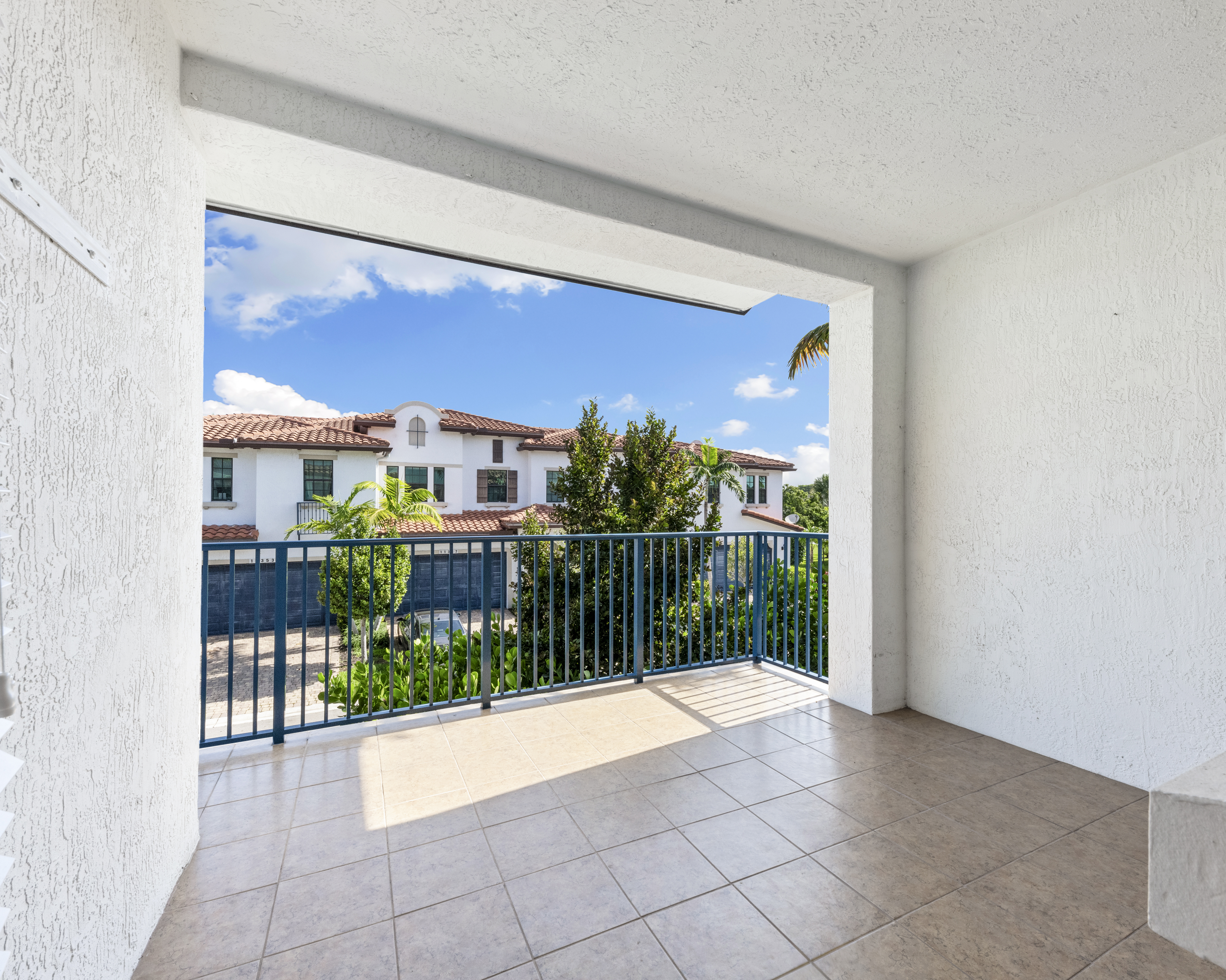  11348 SW 14th St, Pembroke Pines, FL, 33025 - 物件實景