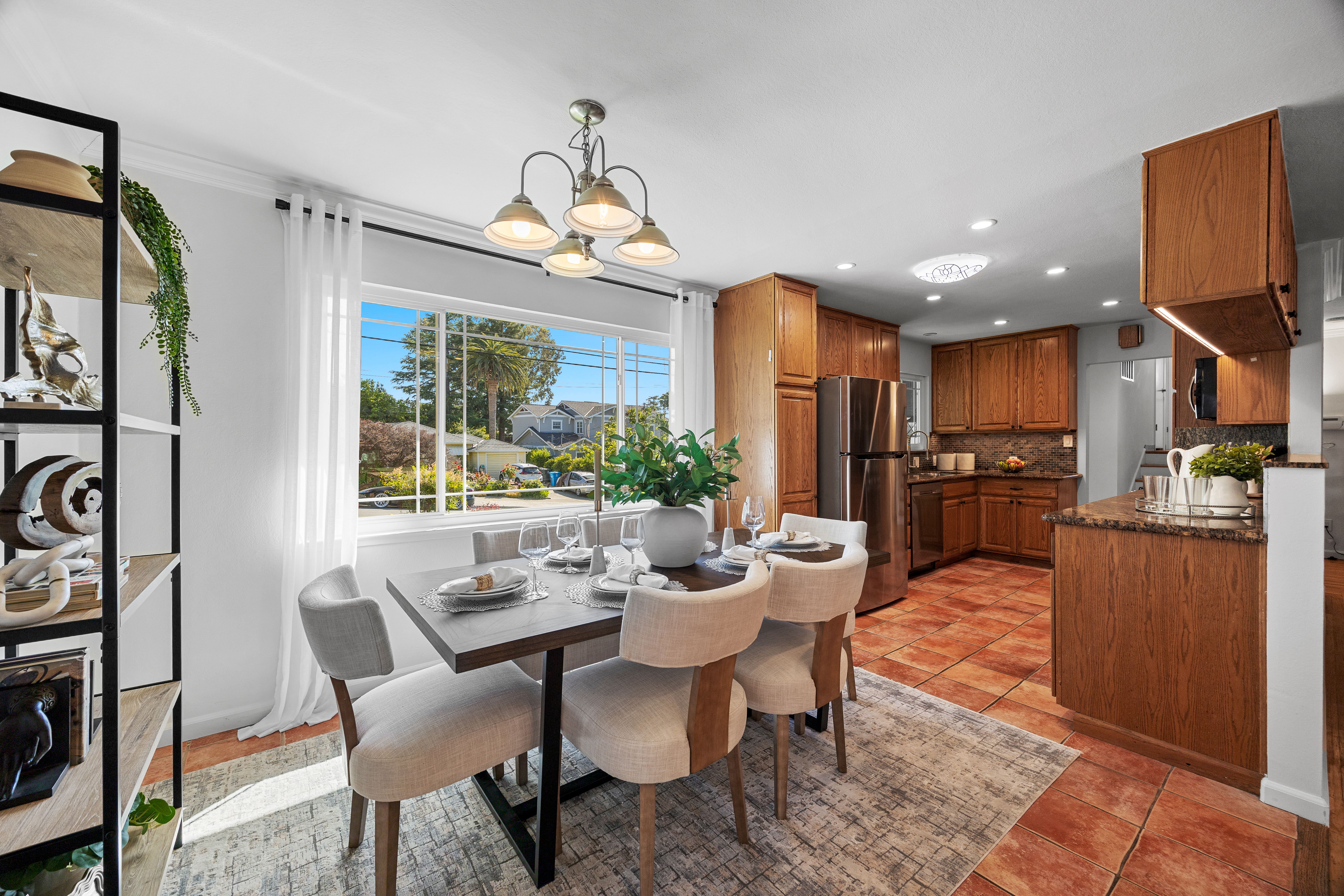  Redwood City Retreat with Exceptional Outdoor Living - 物件實景