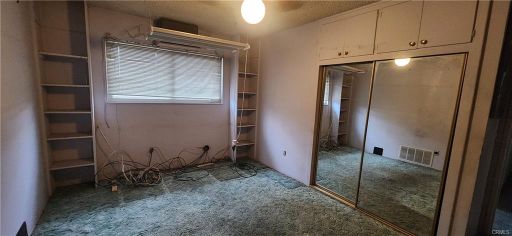 Bloomington, California, 92316, United States, 5 Bedrooms Bedrooms, ,2 BathroomsBathrooms,Residential,For Sale,2008810