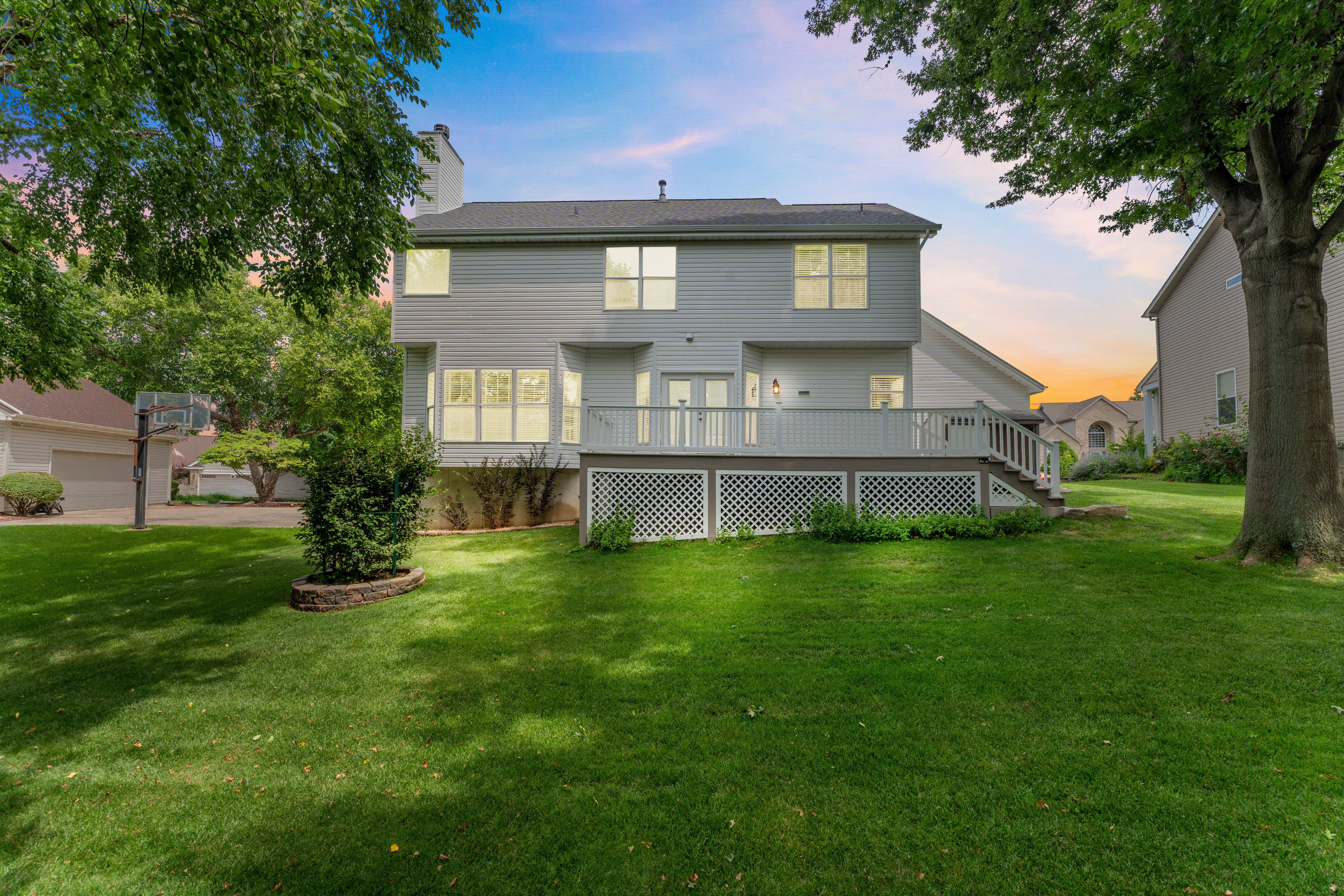  Beautifully maintained 2-story home. - 物件實景