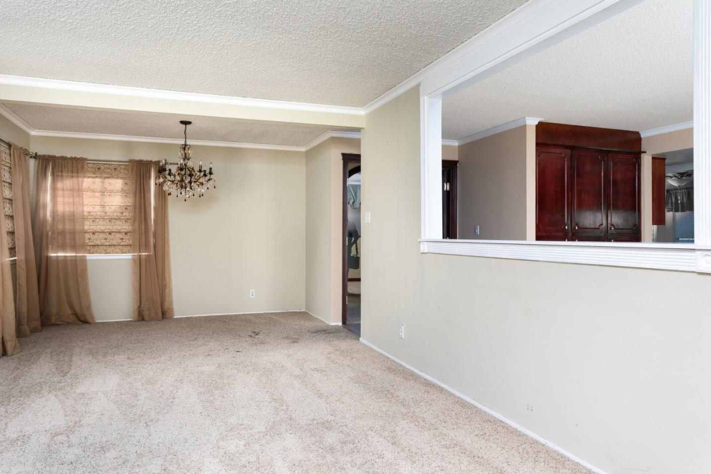 Clovis, California, 93611, United States, 4 Bedrooms Bedrooms, ,2 BathroomsBathrooms,Residential,For Sale,1907507