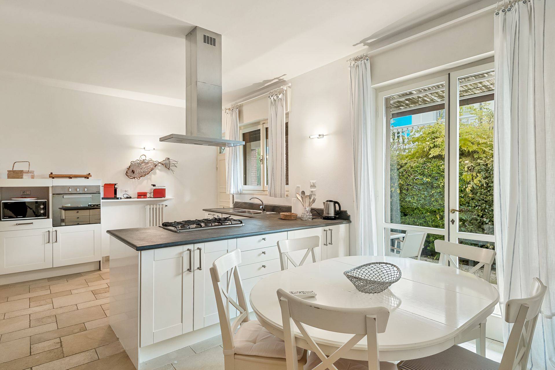 via solferino, Forte dei Marmi, Lucca, 55042, IT, 6 Bedrooms Bedrooms, ,5 BathroomsBathrooms,Residential,For Sale,via solferino,1651035
