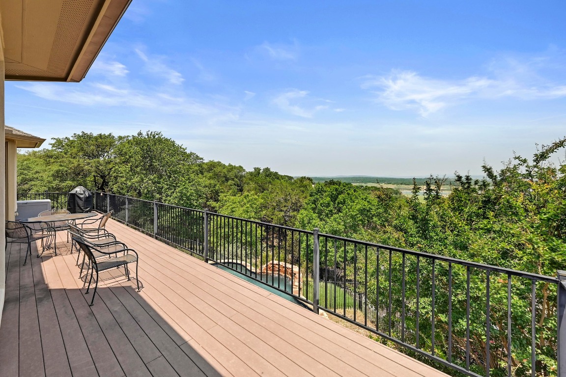 Lago Vista, Texas, 78645, United States, 3 Bedrooms Bedrooms, ,4 BathroomsBathrooms,Residential,For Sale,1828284