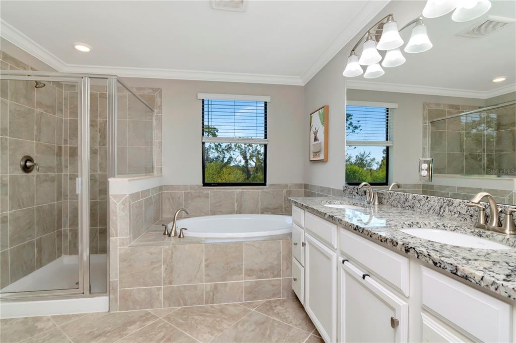 Bradenton, Florida, 34211, United States, 6 Bedrooms Bedrooms, ,5 BathroomsBathrooms,Residential,For Sale,1743496