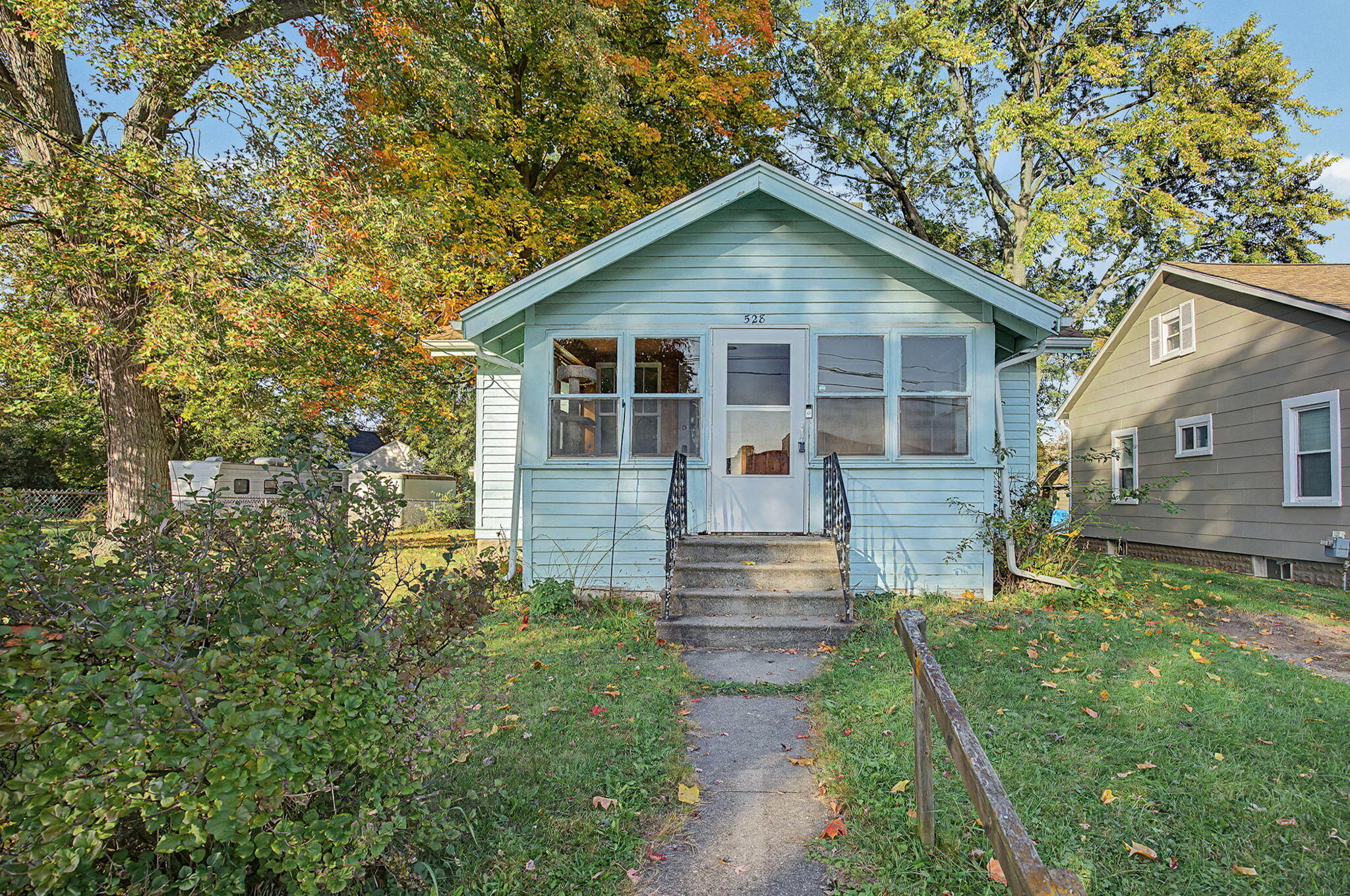 Fern Ave, Jackson, MI 49202