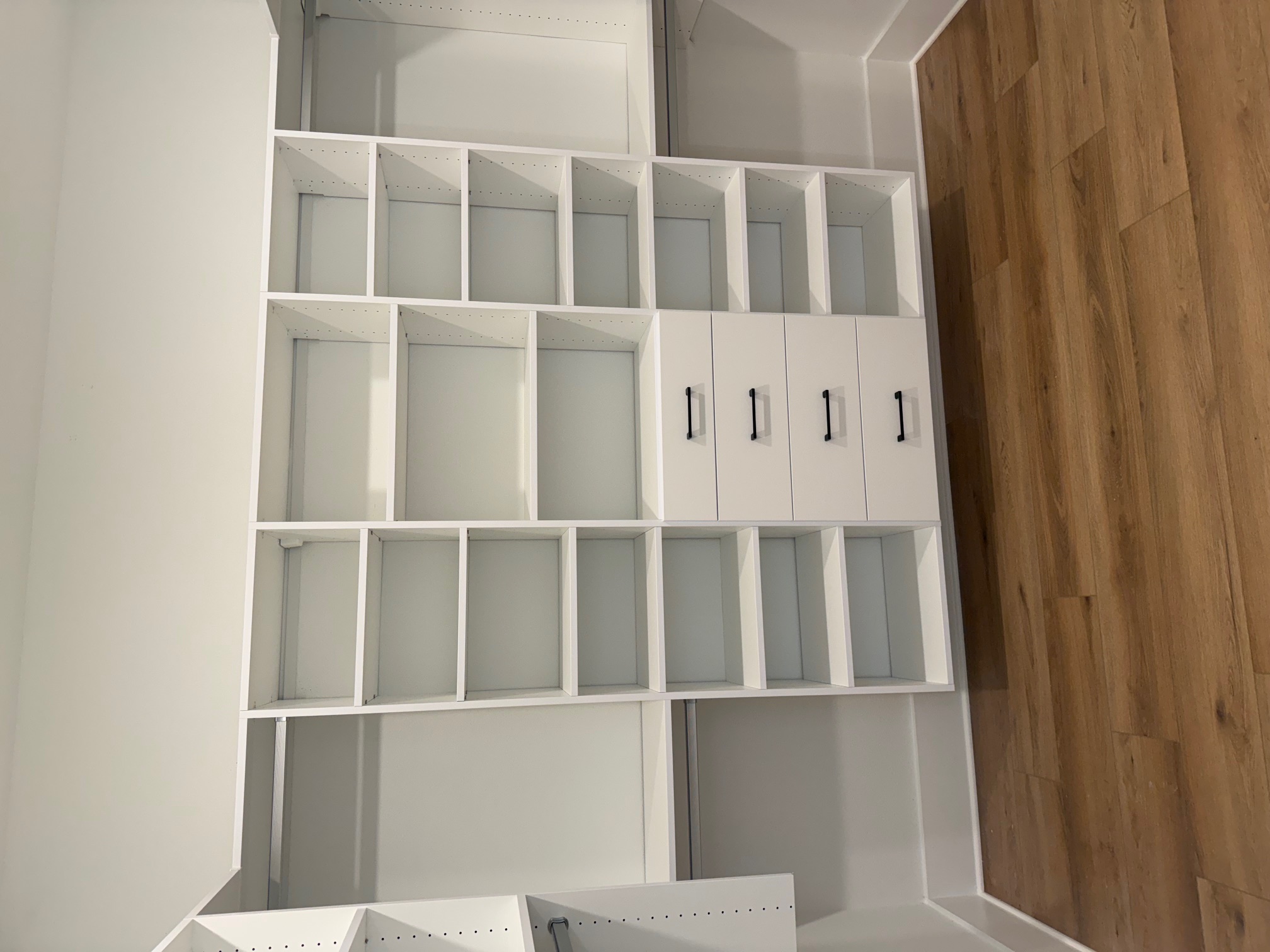 Tampa, Florida, 33611, United States, 5 Bedrooms Bedrooms, ,4 BathroomsBathrooms,Residential,For Sale,1992381