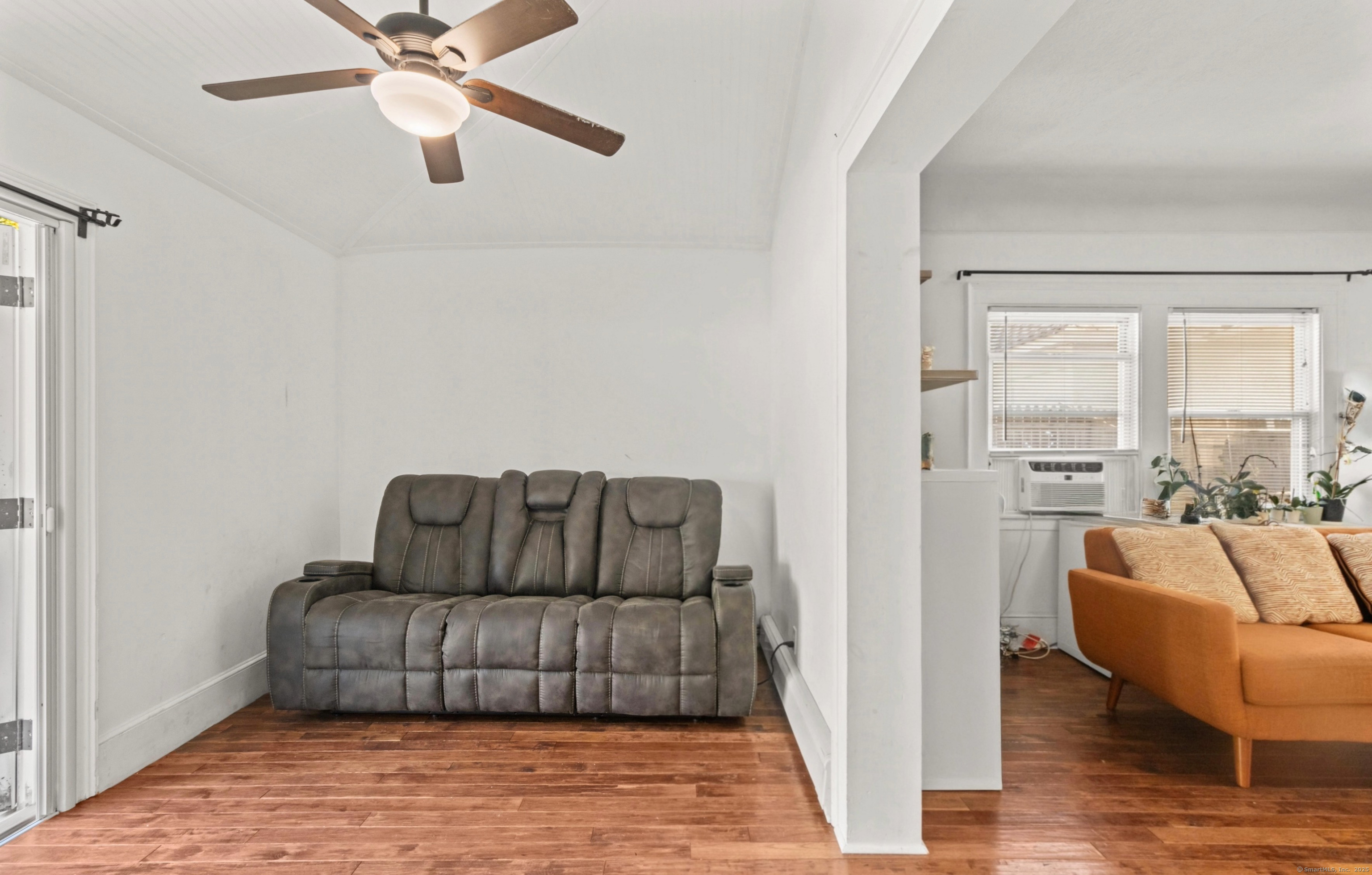 West Hartford, Connecticut, 06119, United States, 4 Bedrooms Bedrooms, ,4 BathroomsBathrooms,Residential,For Sale,1994657