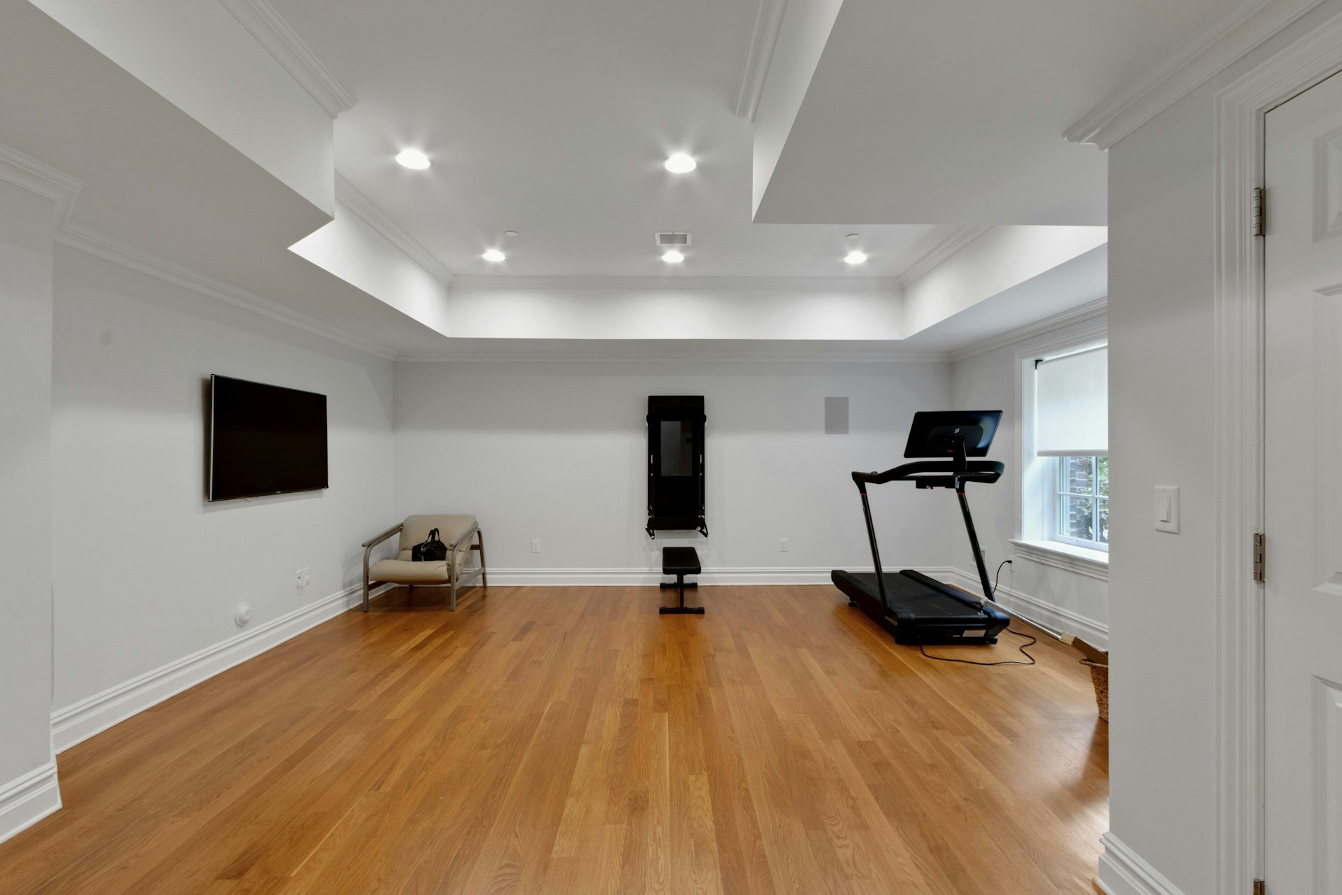  704 Heights Lane, Tenafly, NJ, 07670 - 物件實景