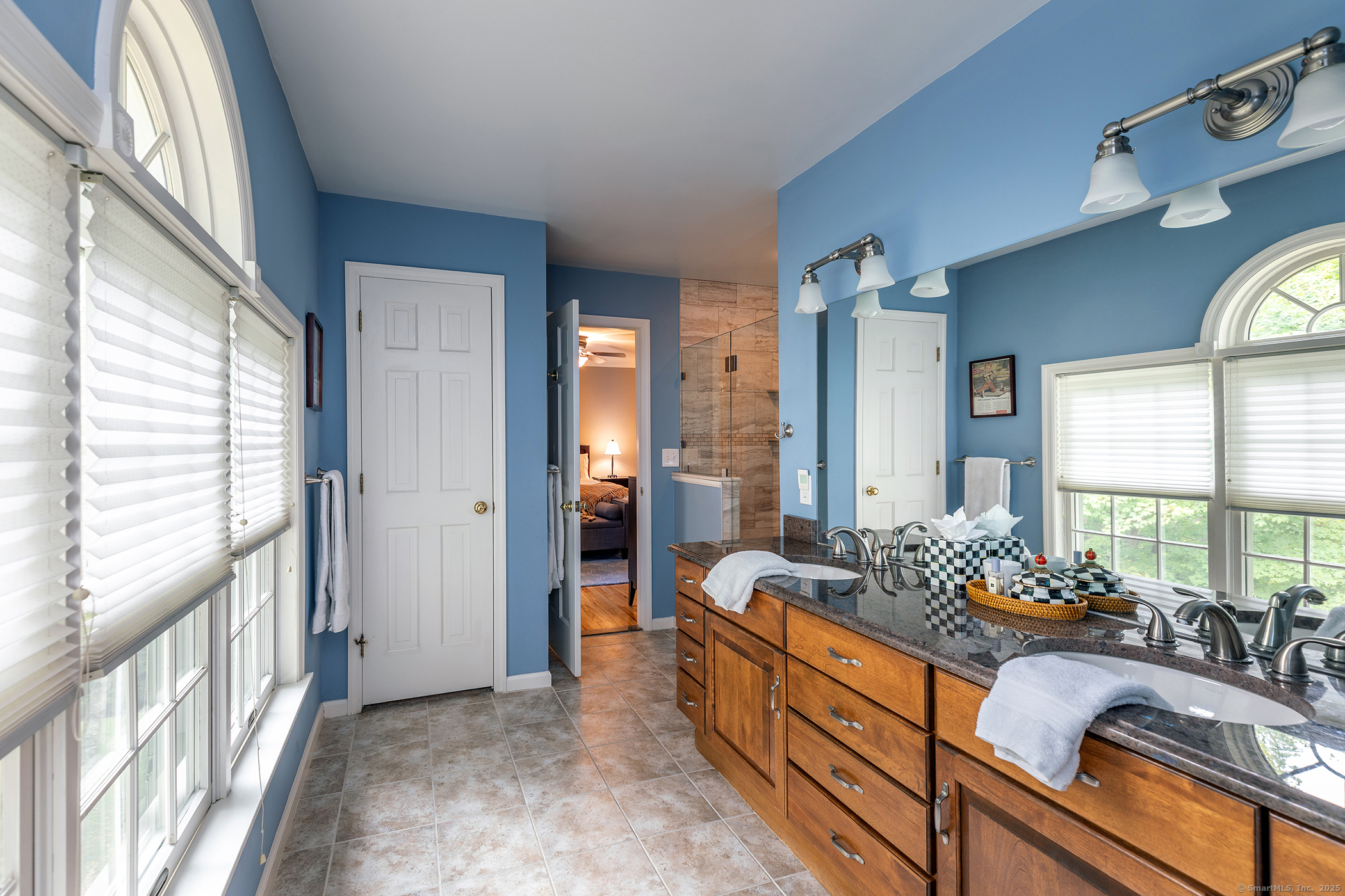 New Fairfield, Connecticut, 06812, United States, 4 Bedrooms Bedrooms, ,6 BathroomsBathrooms,Residential,For Sale,1949816