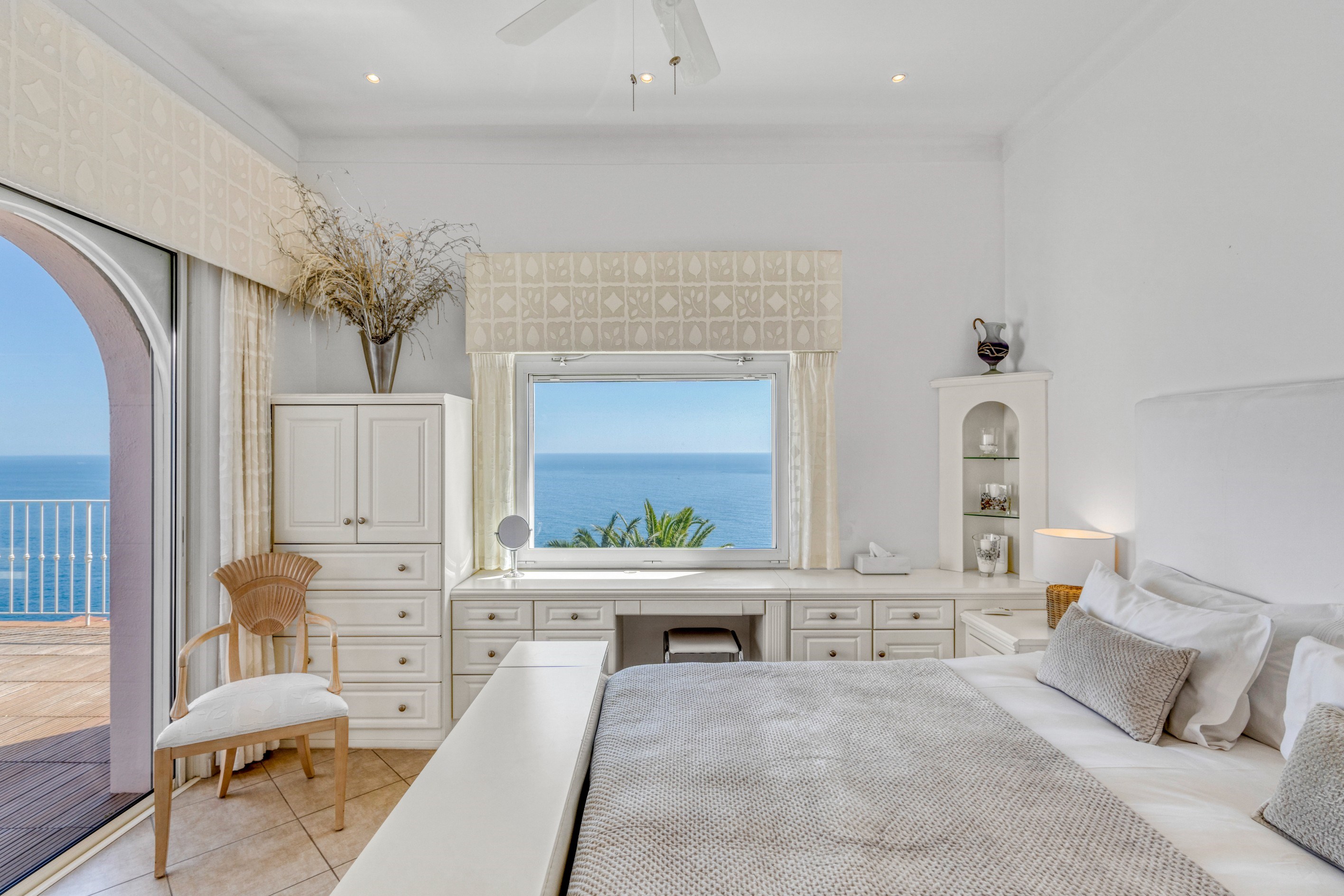  For sale – Elegant villa with panoramic sea and Estérel hills views, Le Trayas - 物件實景