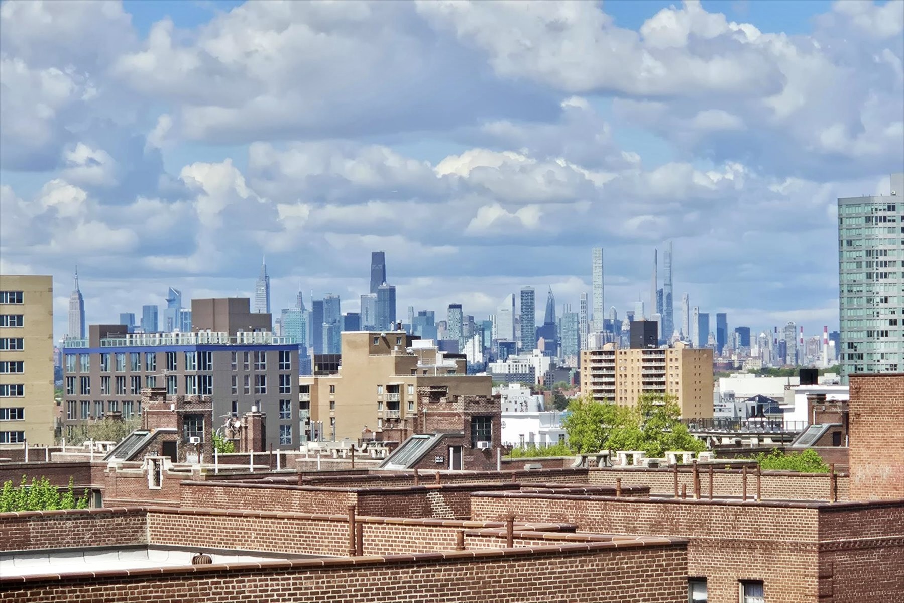  ?ONE OF A KIND PENTHOUSE IN REGO PARK? - 物件實景