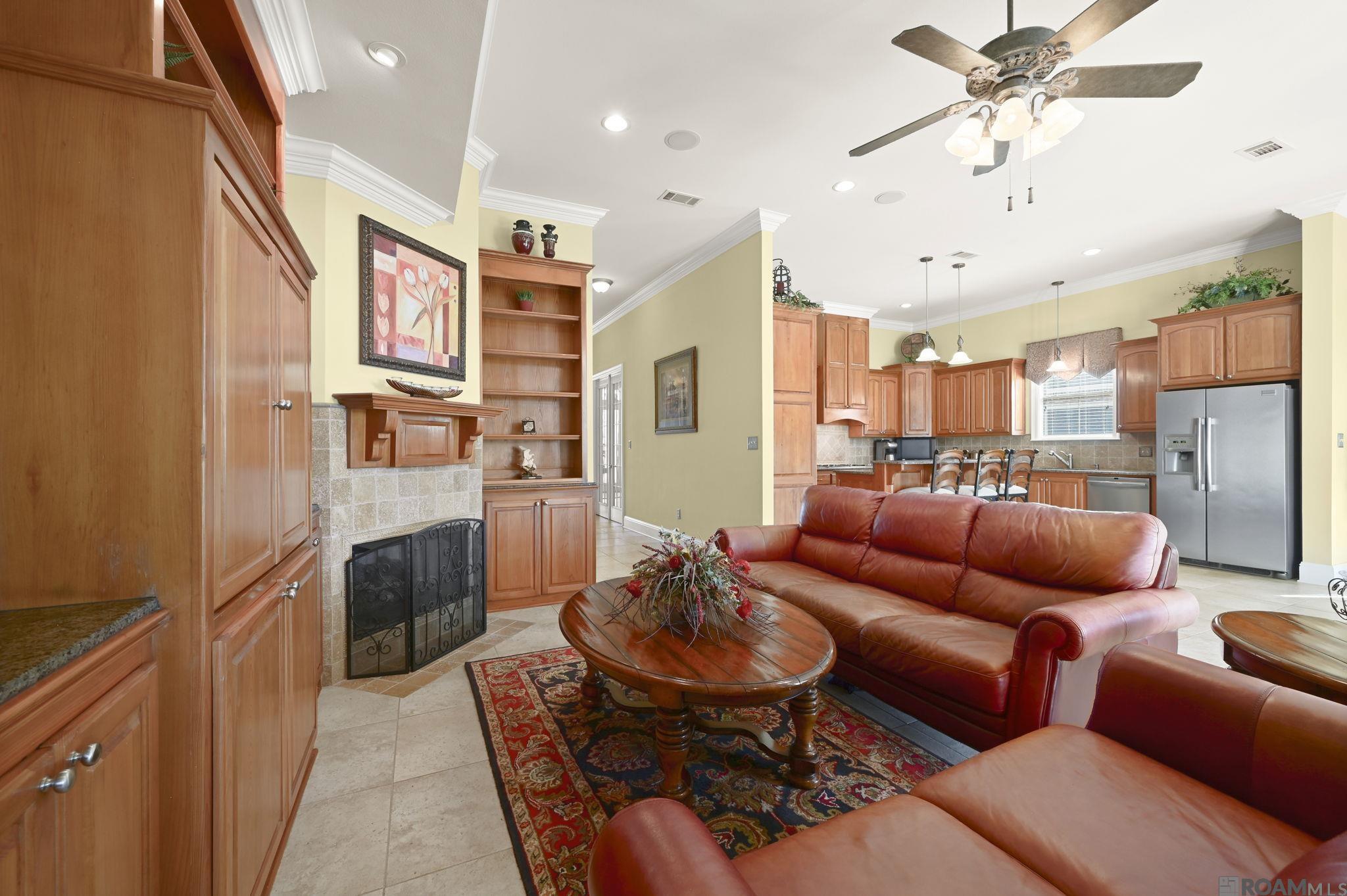 Gonzales, Louisiana, 70737, United States, 4 Bedrooms Bedrooms, ,3 BathroomsBathrooms,Residential,For Sale,2023564