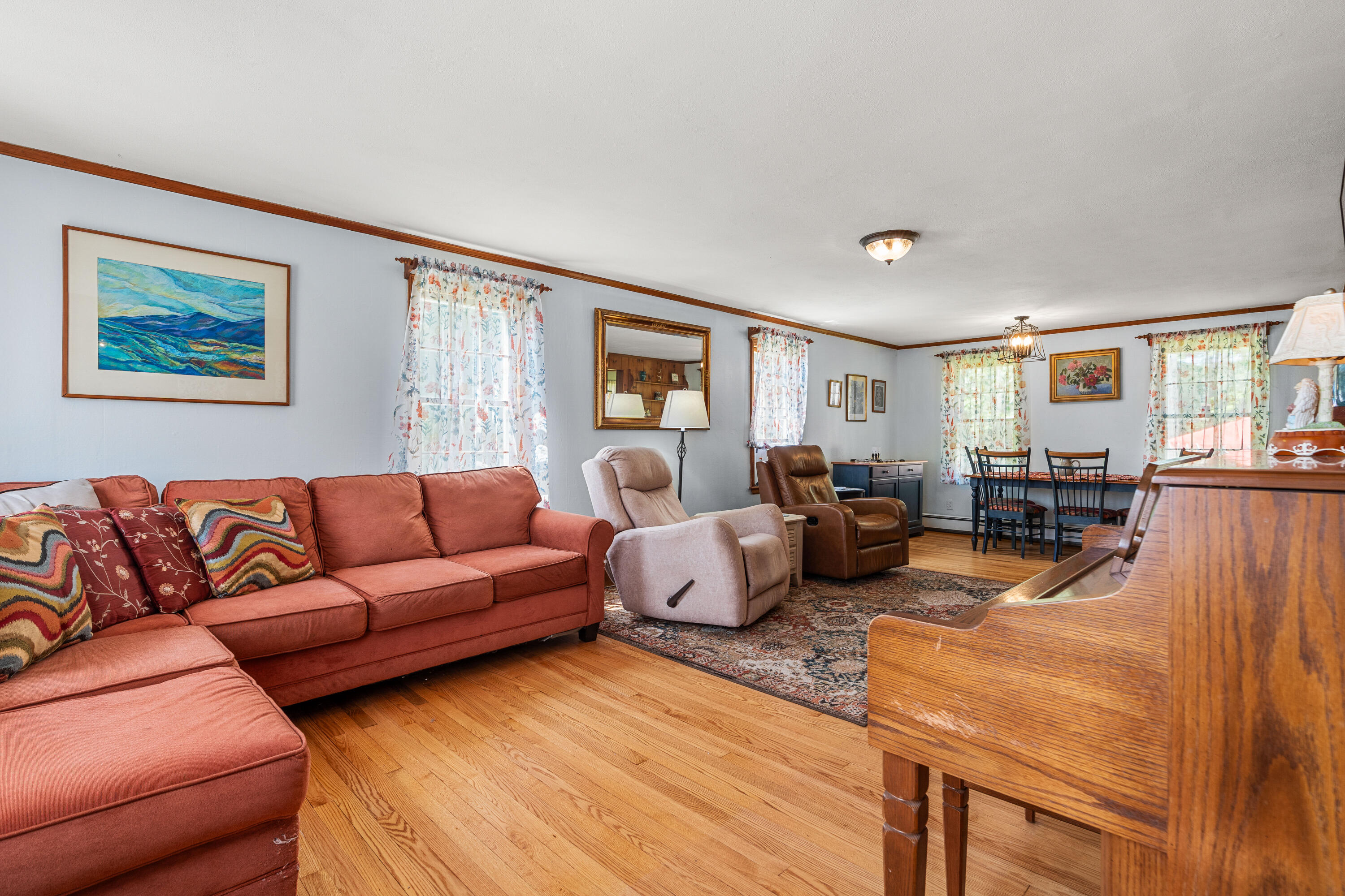 Alfred, Maine, 04002, United States, 3 Bedrooms Bedrooms, ,2 BathroomsBathrooms,Residential,For Sale,1896195