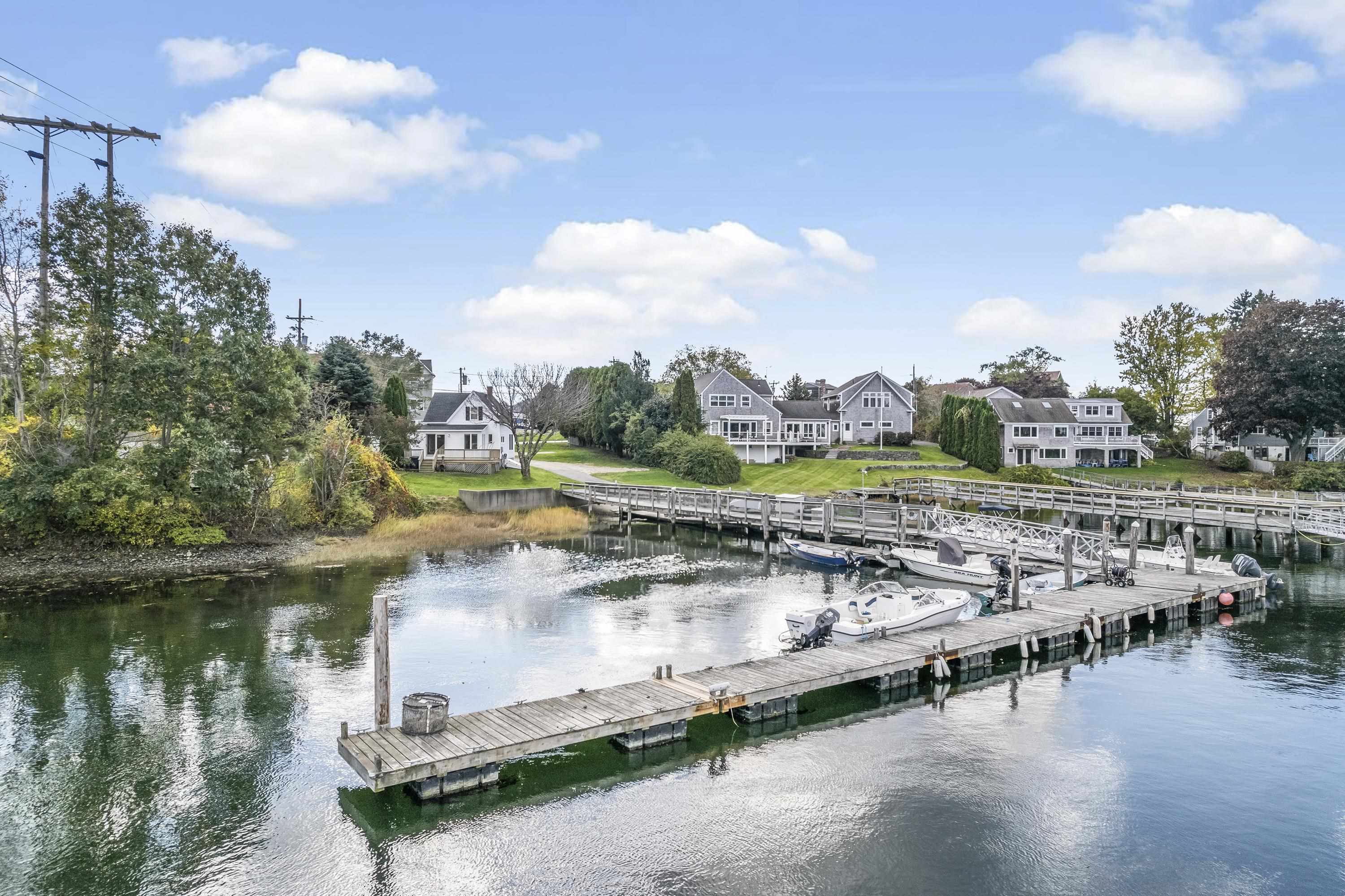 20 Badgers Island West, Kittery, Maine, 03904, United States, 2 Bedrooms Bedrooms, ,2 BathroomsBathrooms,Residential,For Sale,20 Badgers Island West,1389302