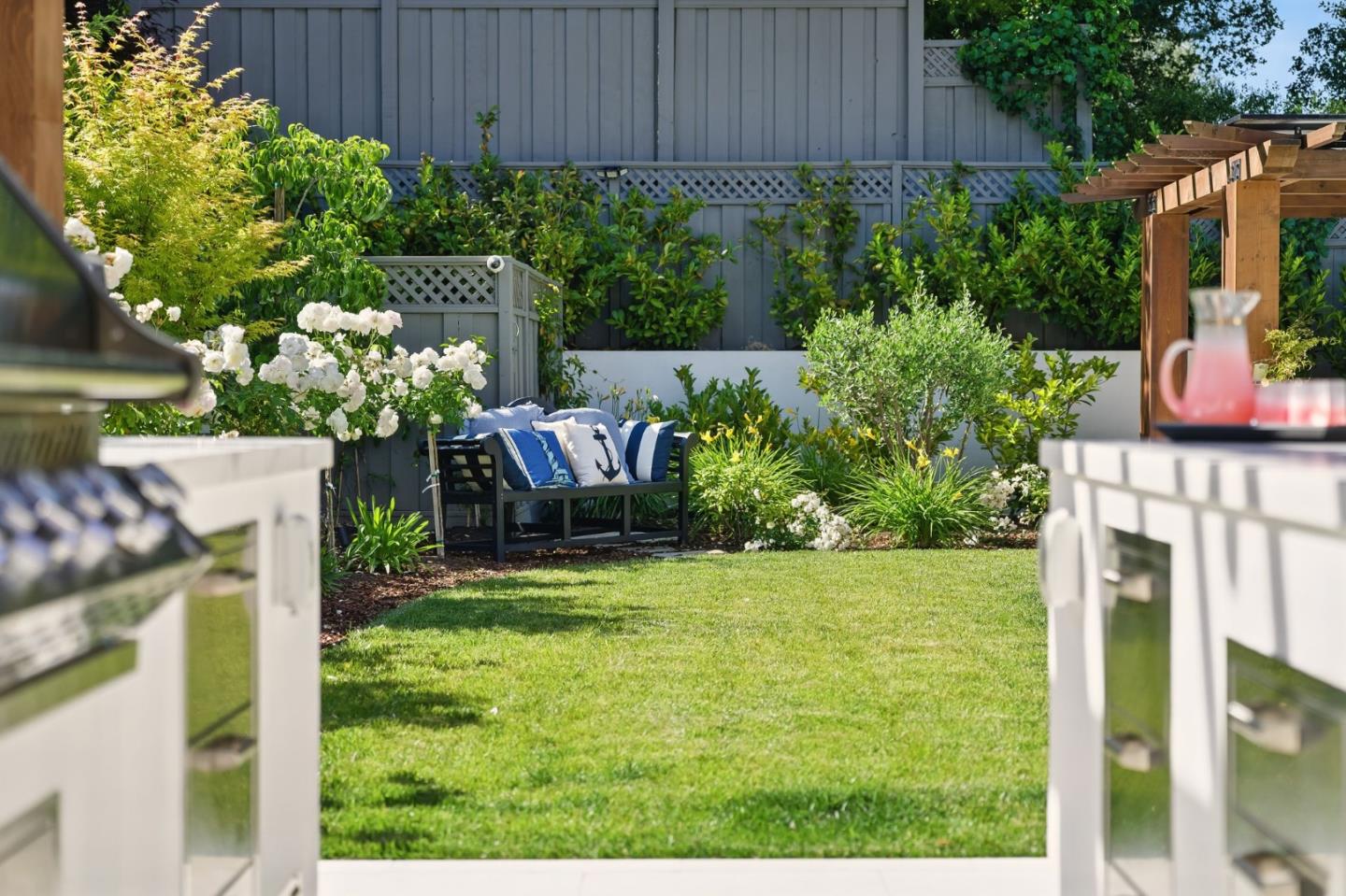 San Mateo, California, 94402, United States, 4 Bedrooms Bedrooms, ,6 BathroomsBathrooms,Residential,For Sale,1836989