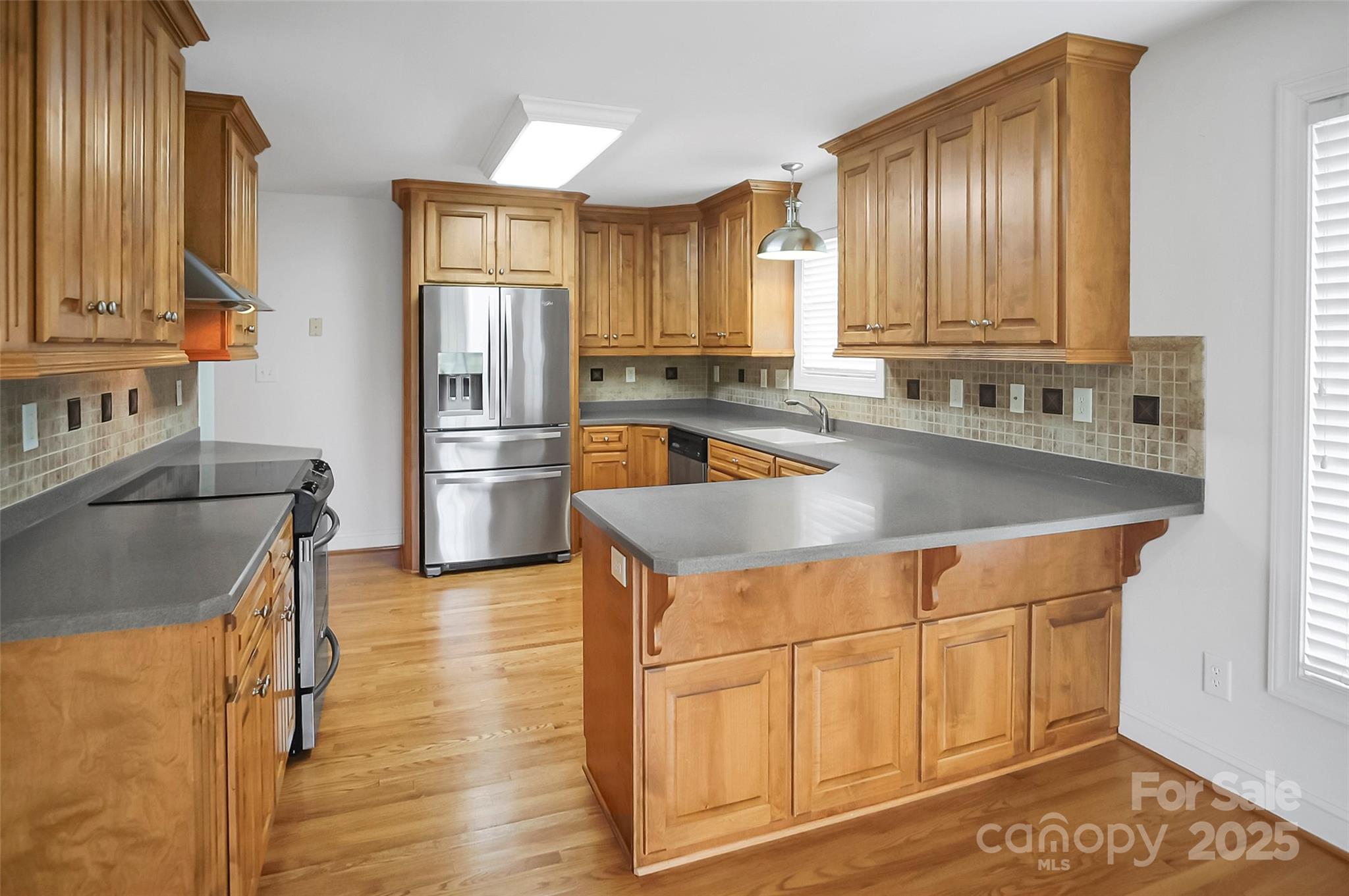 Cherryville, North Carolina, 28021, United States, 3 Bedrooms Bedrooms, ,3 BathroomsBathrooms,Residential,For Sale,1885225