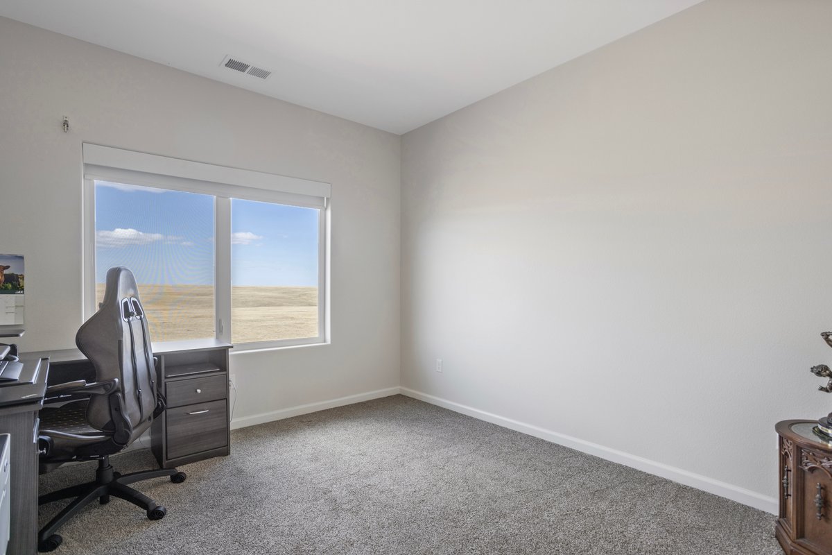 Cheyenne, Wyoming, 82009, United States, 5 Bedrooms Bedrooms, ,3 BathroomsBathrooms,Residential,For Sale,1982356