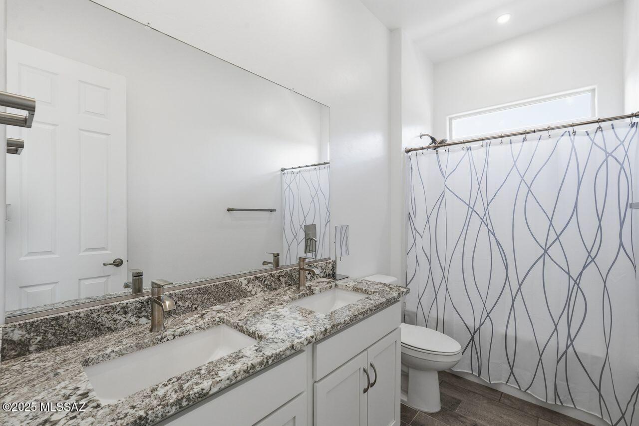 Marana, Arizona, 85658, United States, 3 Bedrooms Bedrooms, ,3 BathroomsBathrooms,Residential,For Sale,1995763