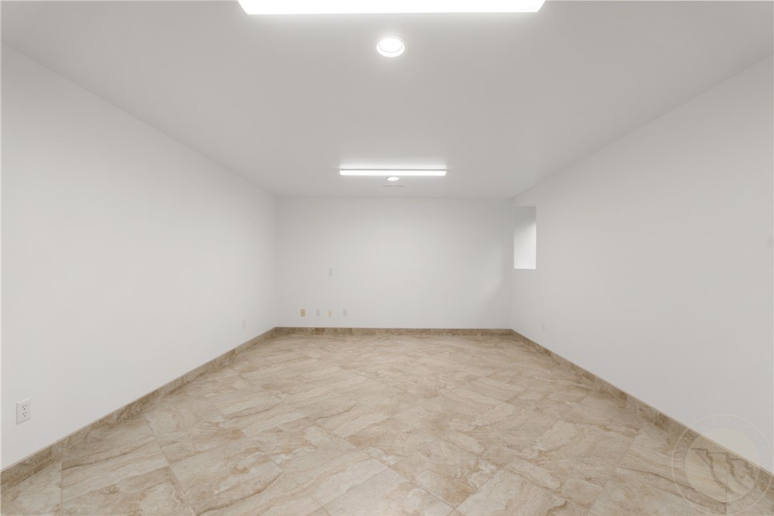 Billings, Montana, 59102, United States, 4 Bedrooms Bedrooms, ,4 BathroomsBathrooms,Residential,For Sale,1879294