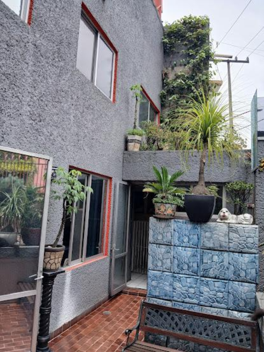 Coyoacán, Ciudad de México, 04200, Mexico, 4 Bedrooms Bedrooms, ,2 BathroomsBathrooms,Residential,For Sale,1916889