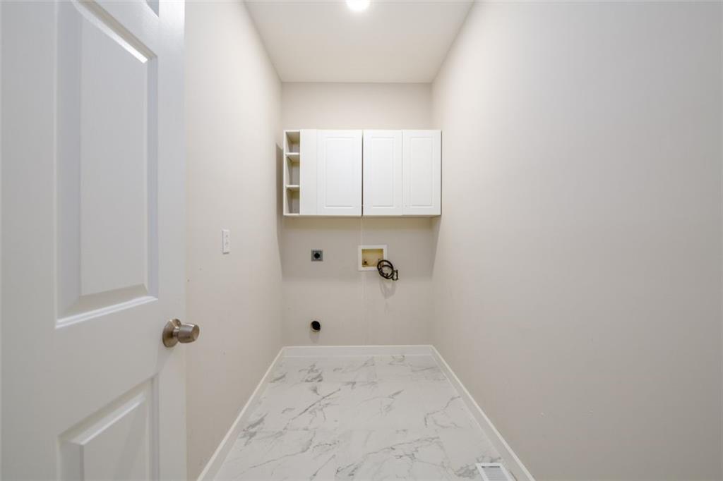 Lawrenceville, Georgia, 30043, United States, 6 Bedrooms Bedrooms, ,5 BathroomsBathrooms,Residential,For Sale,1988331