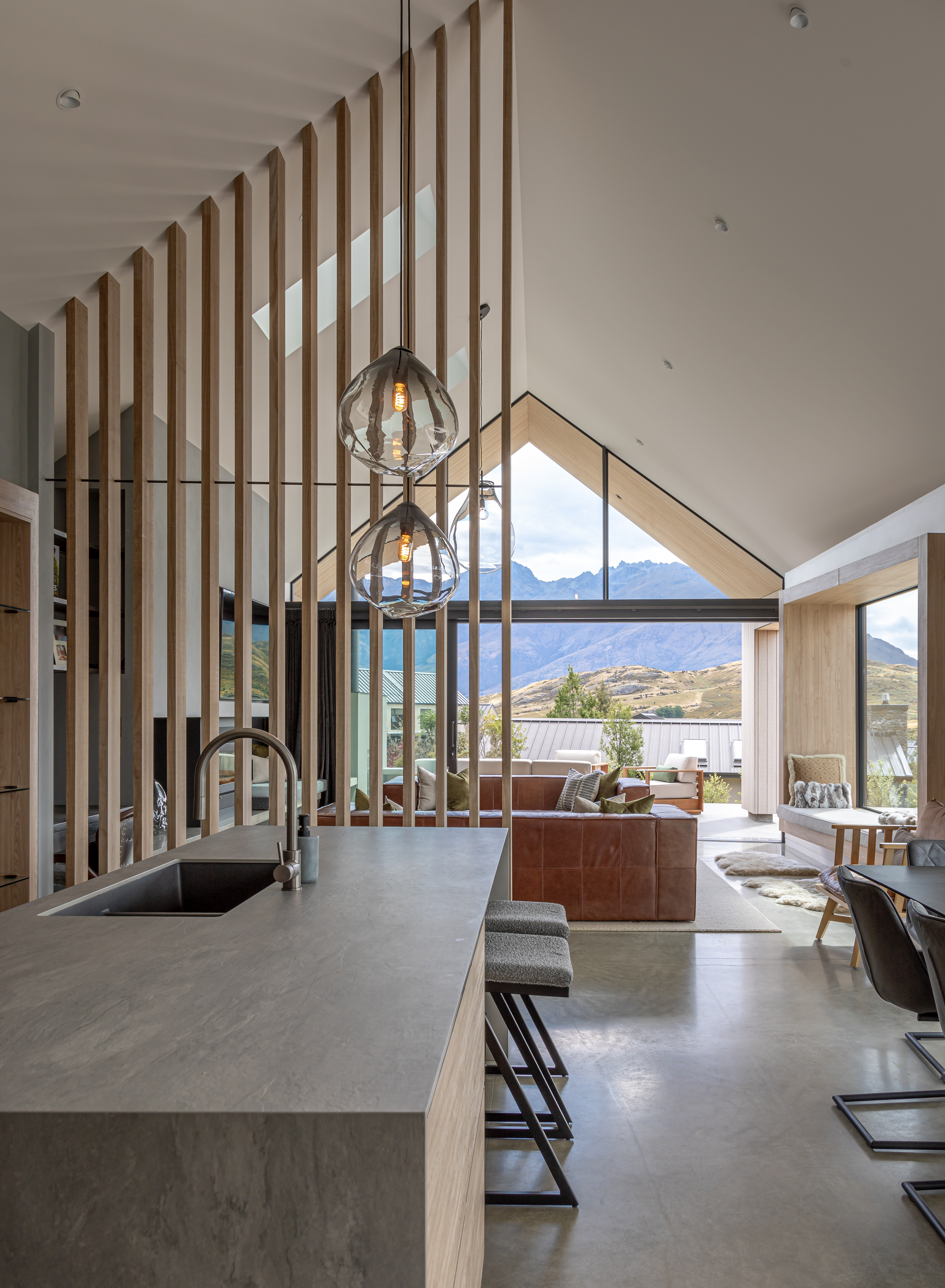  Architecturally Designed Mountain Home - 物件實景