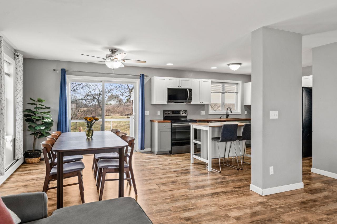 Epping, New Hampshire, 03042, United States, 3 Bedrooms Bedrooms, ,2 BathroomsBathrooms,Residential,For Sale,1862323